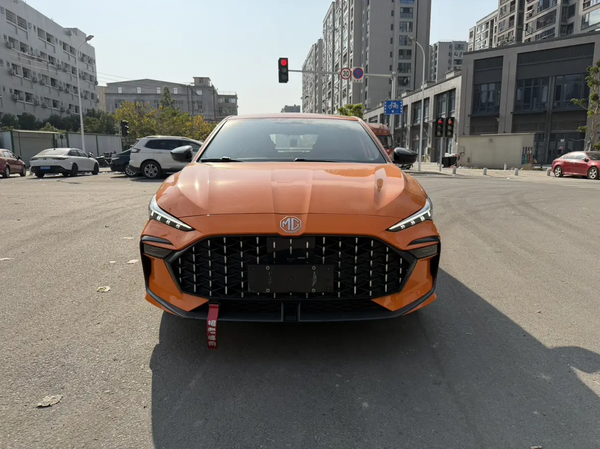 MG 6  из Китая