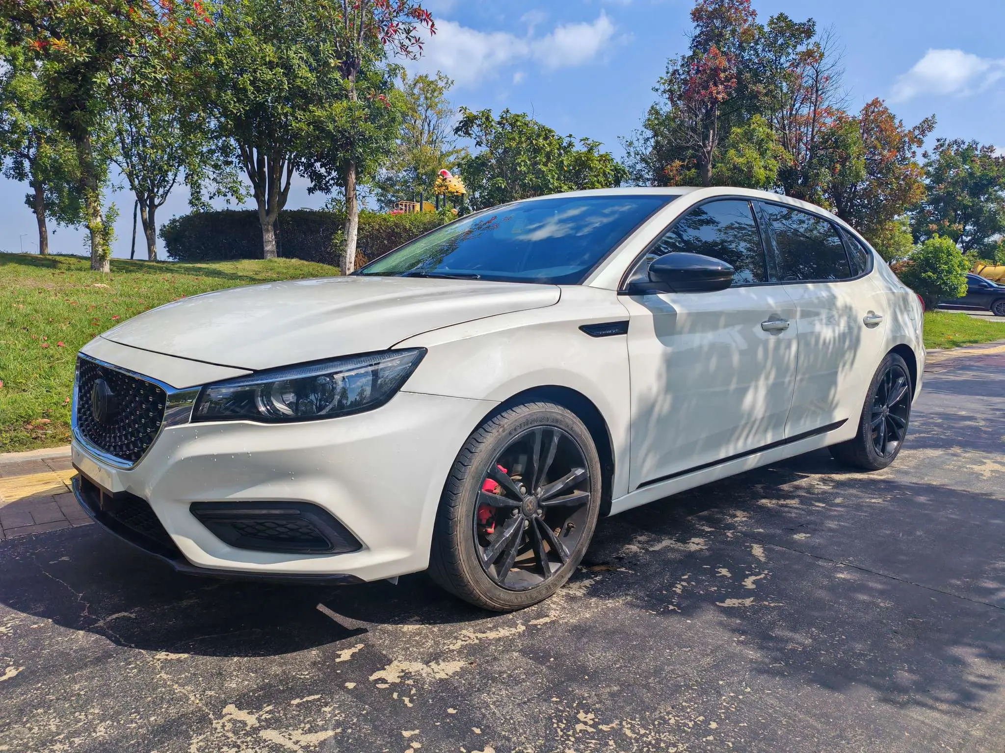 MG 6  из Китая