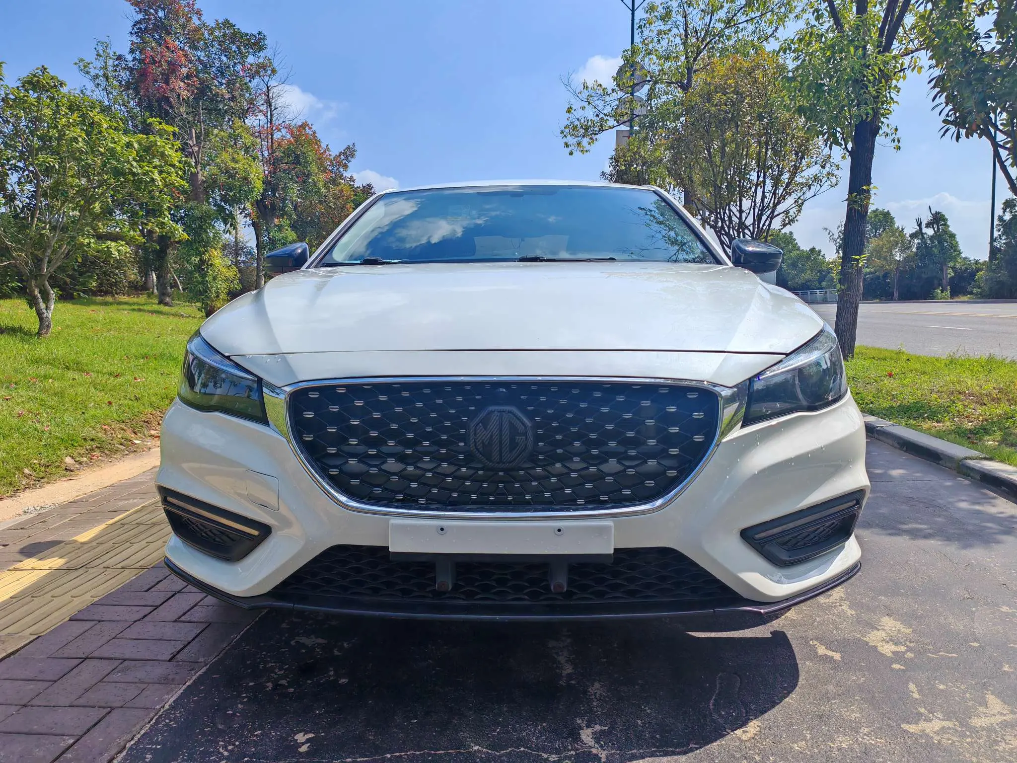 MG 6  из Китая