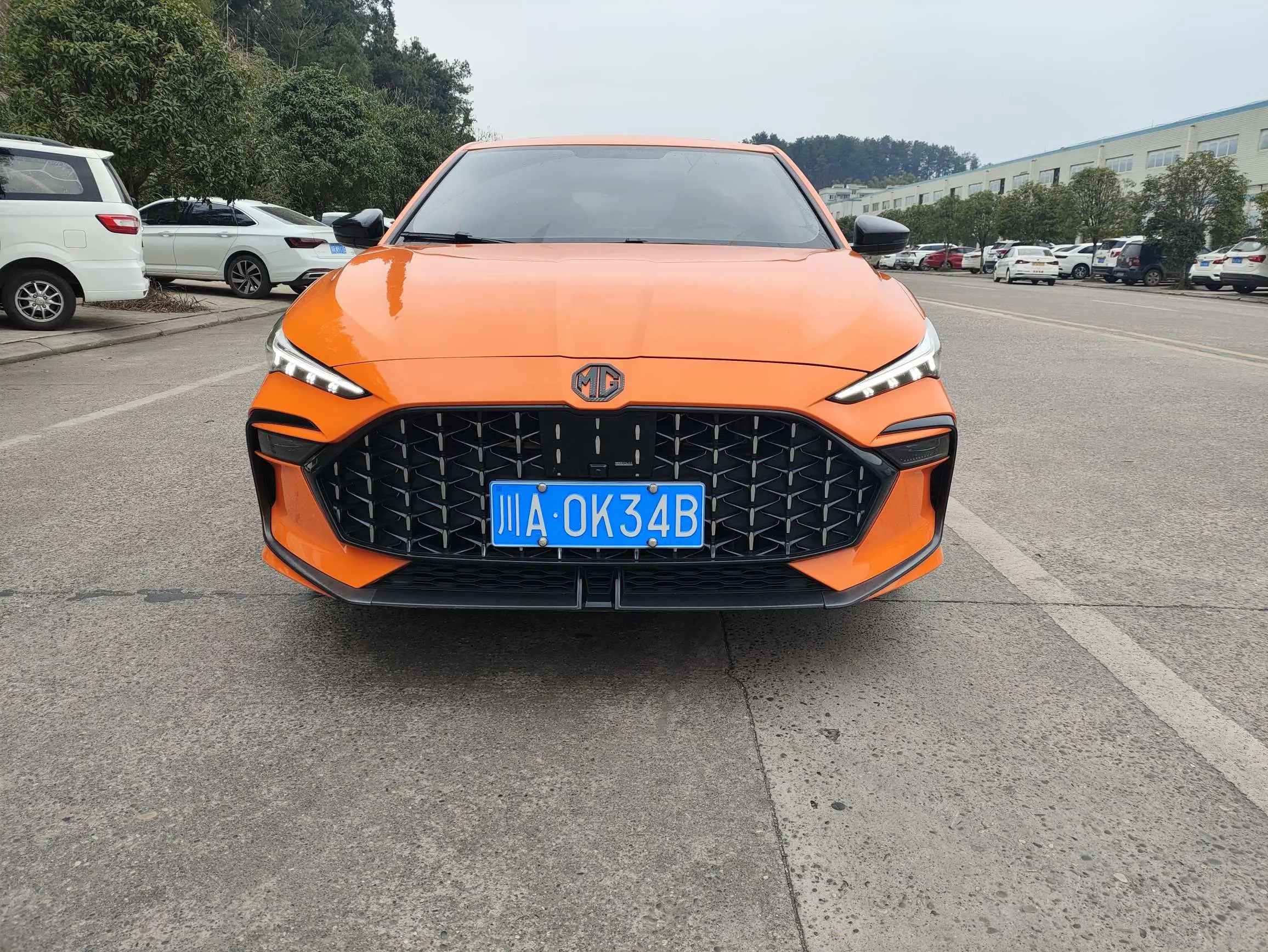 MG 6  из Китая