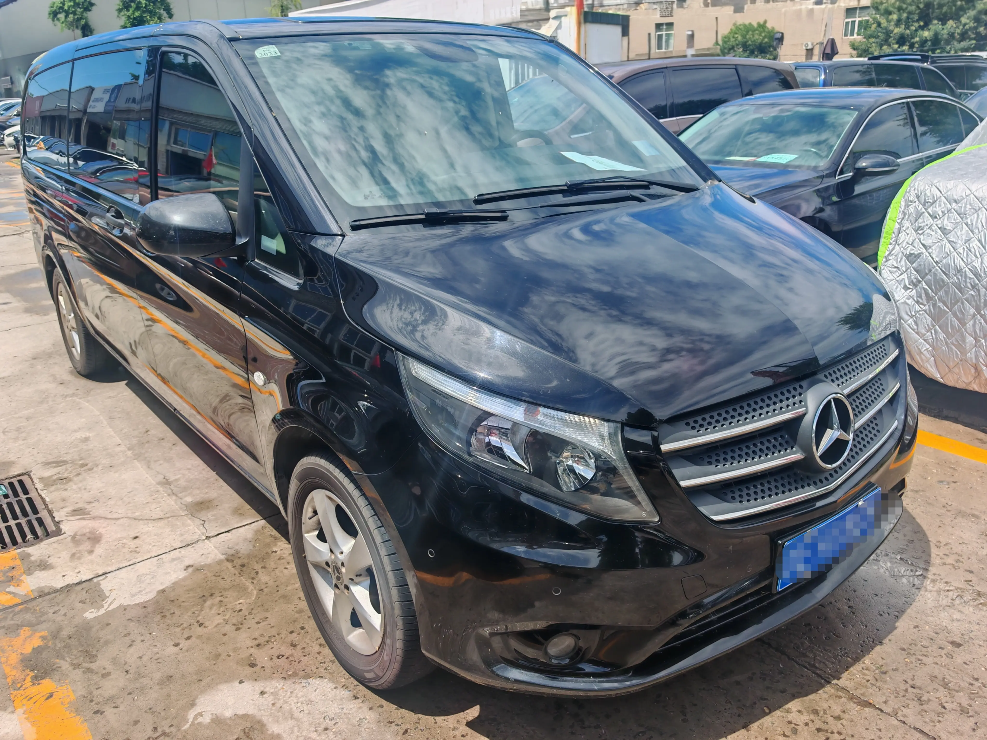 Mercedes-Benz Vito  из Китая
