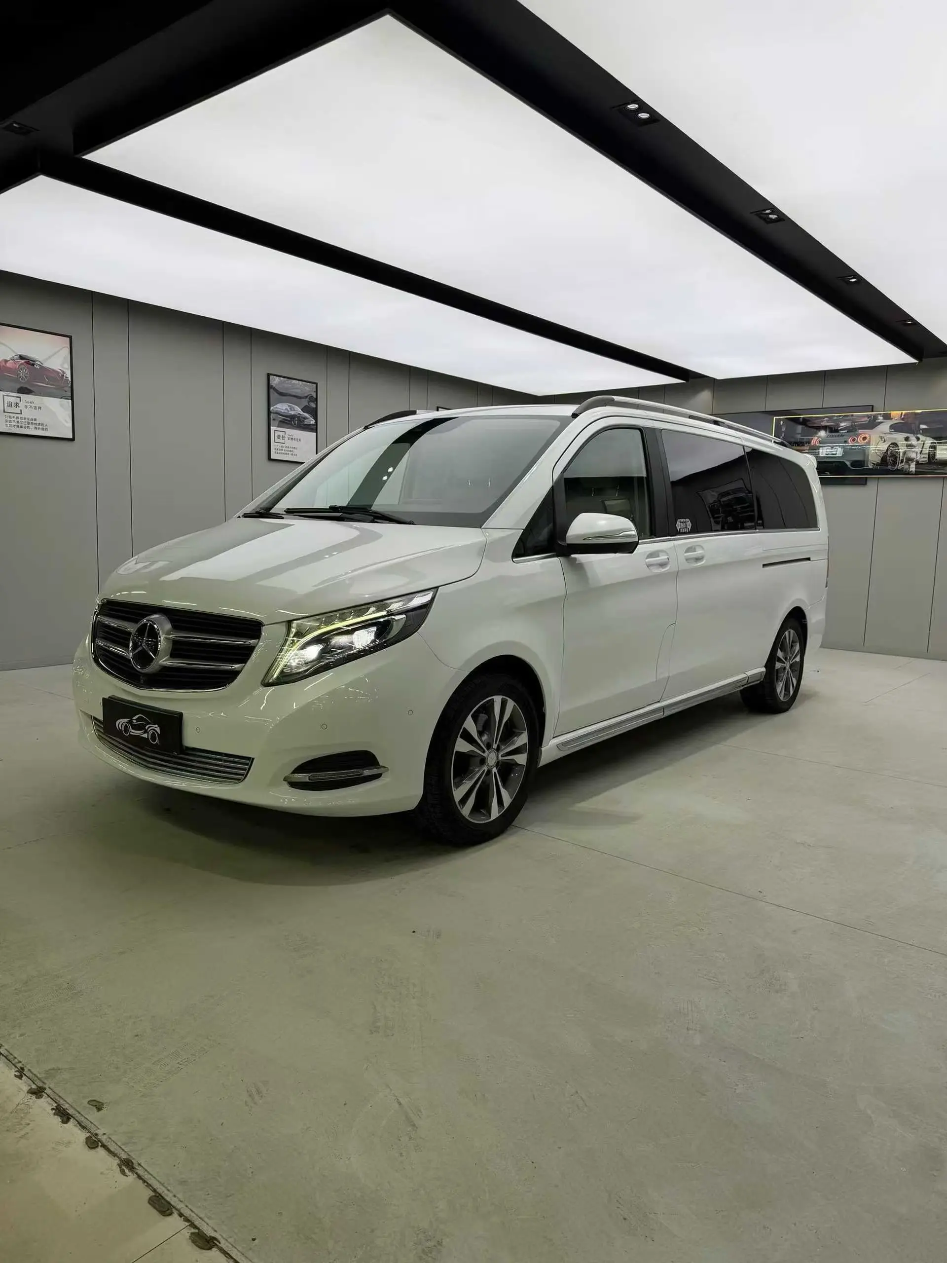 Mercedes-Benz Mercedes Benz V Class  из Китая