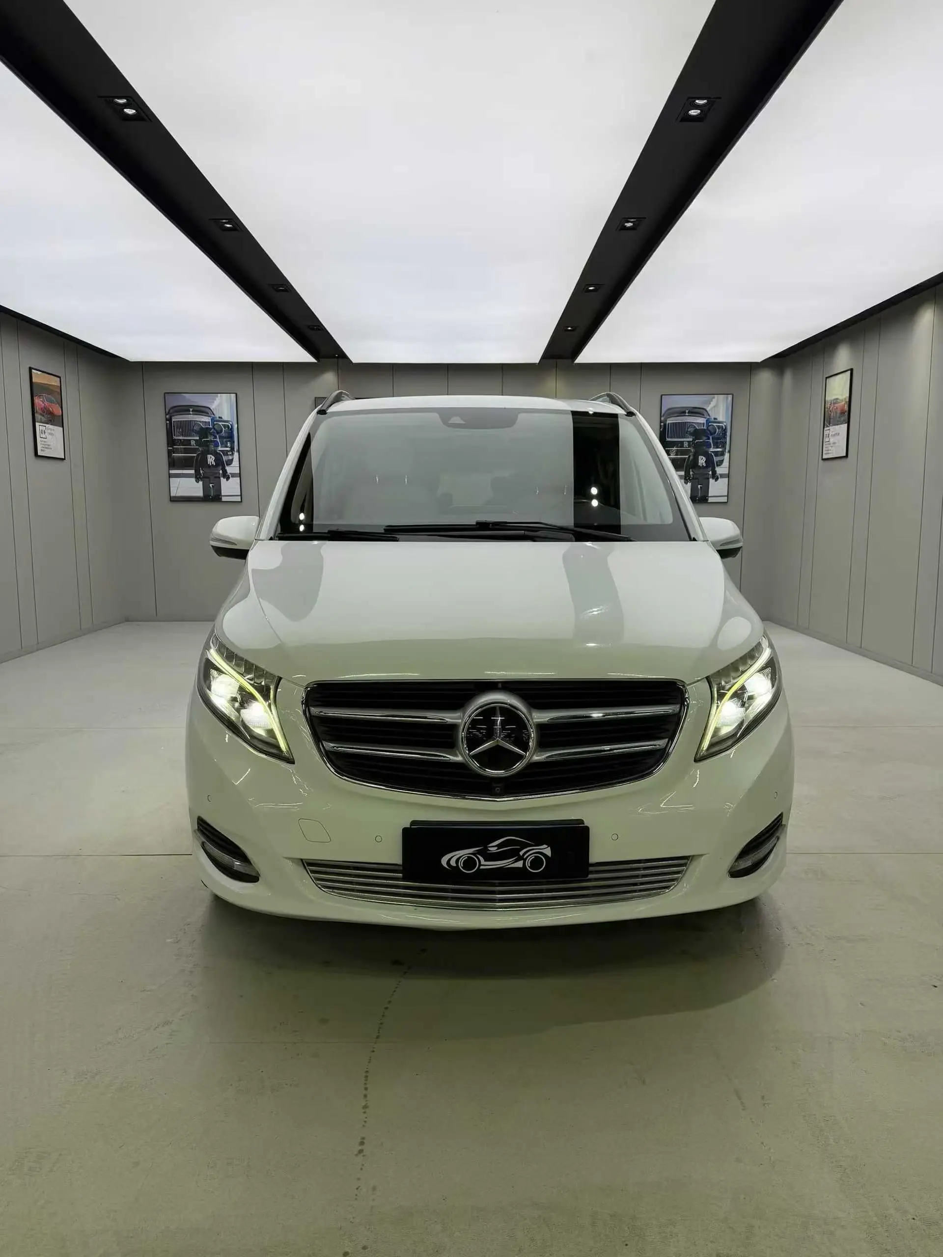 Mercedes-Benz Mercedes Benz V Class  из Китая