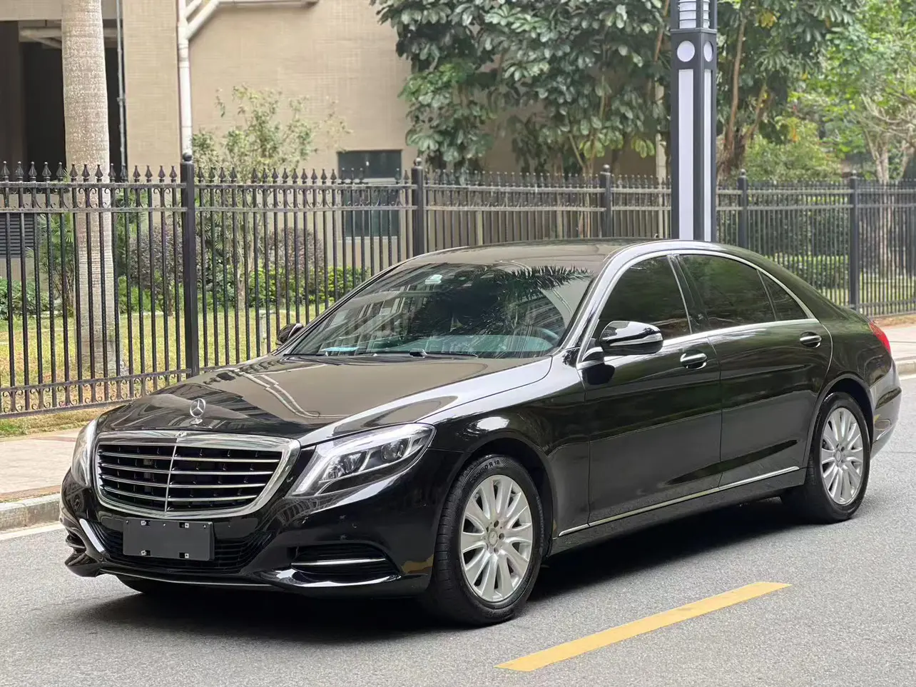 Mercedes-Benz Mercedes Benz S Class  из Китая