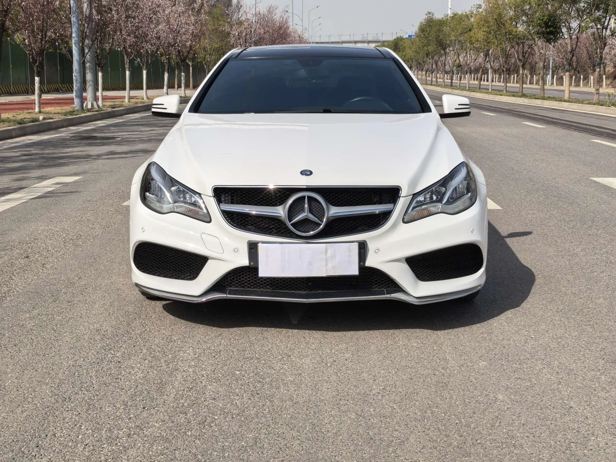 Mercedes-Benz E-Class  из Китая