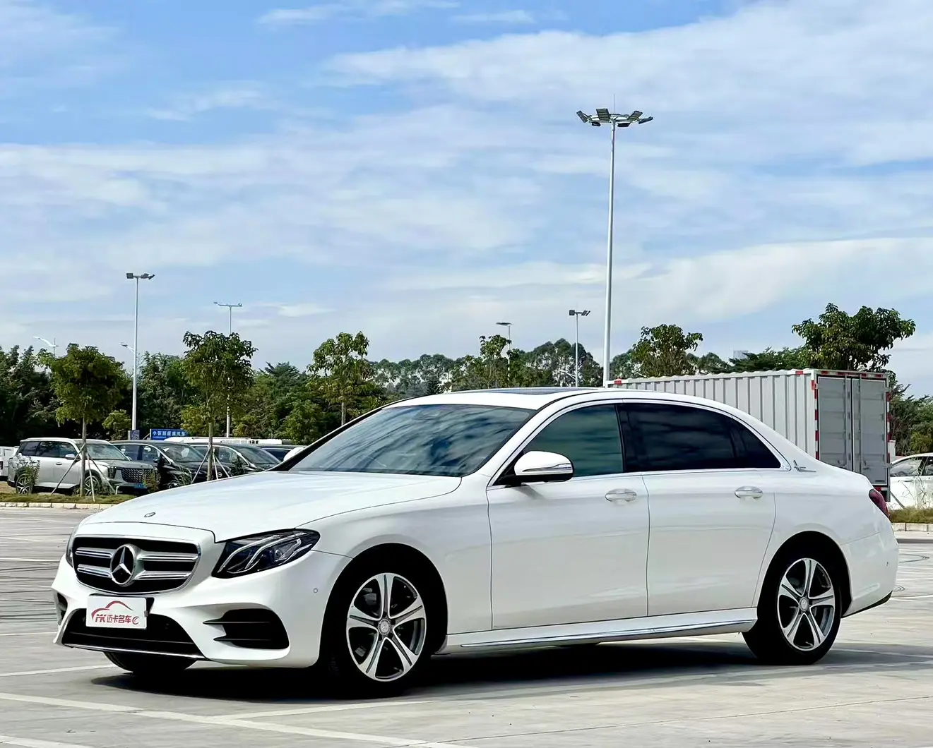 Mercedes-Benz E-Class  из Китая