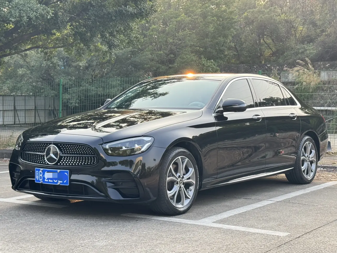 Mercedes-Benz E-Class  из Китая