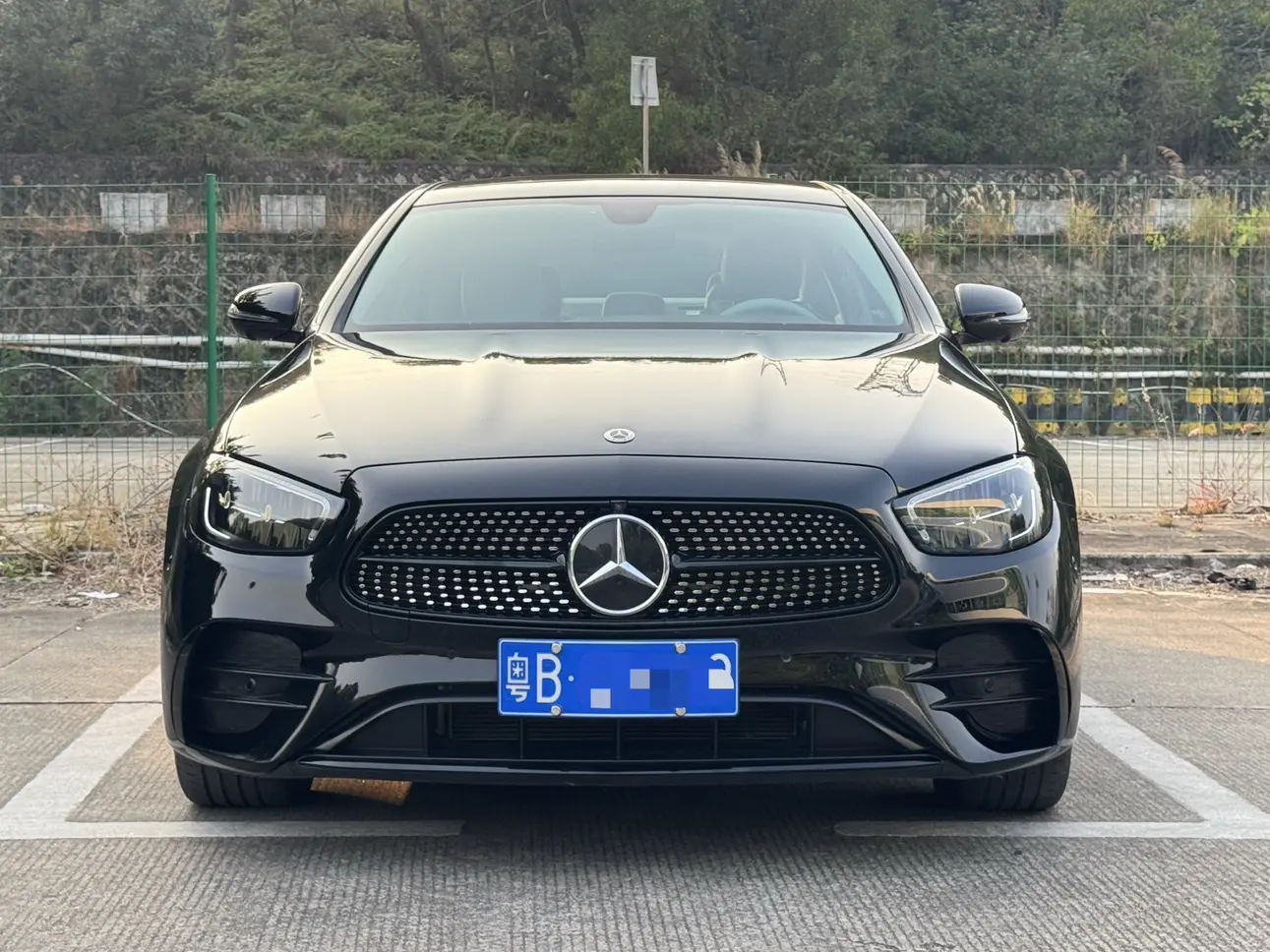 Mercedes-Benz E-Class  из Китая