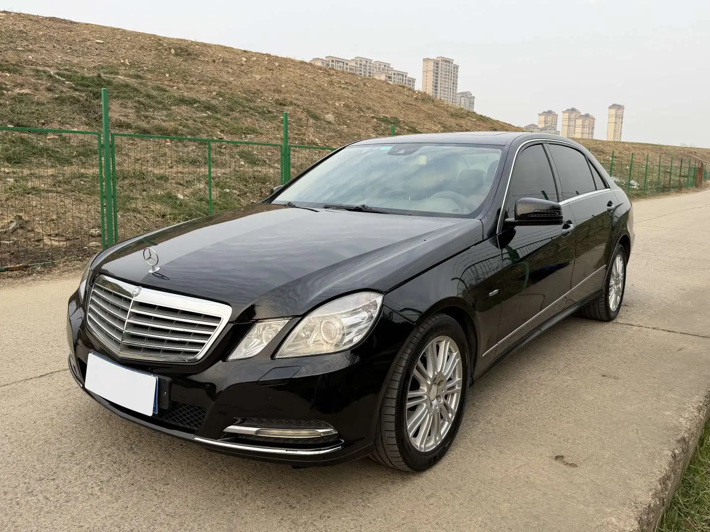 Mercedes-Benz E-Class  из Китая