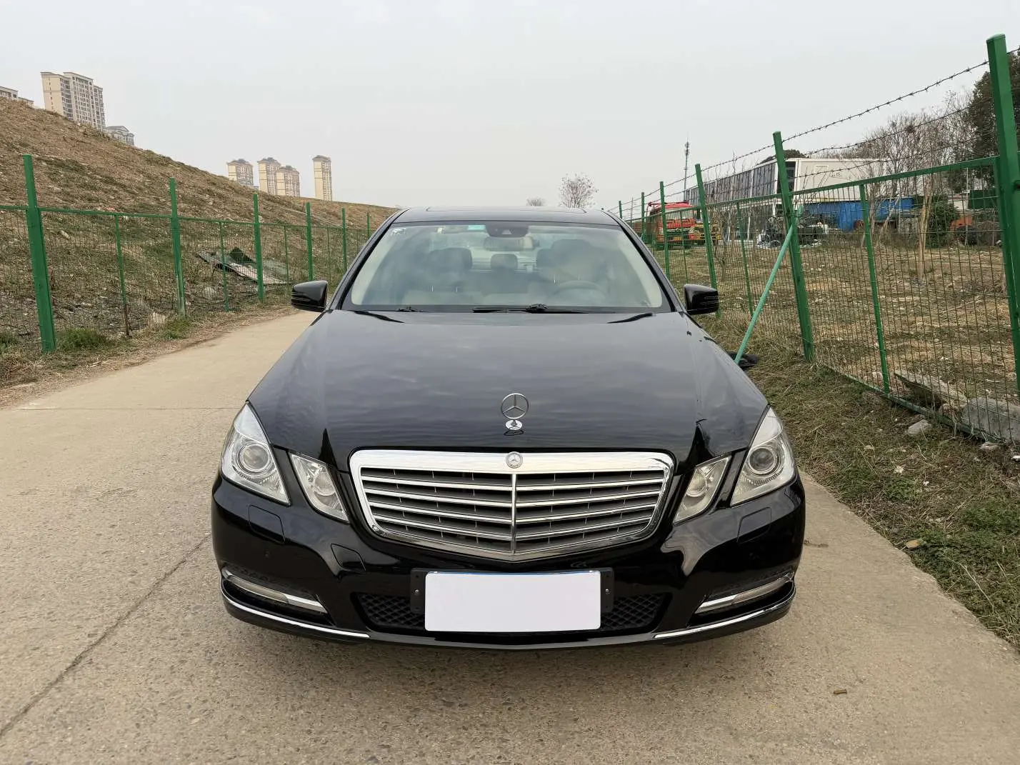 Mercedes-Benz E-Class  из Китая