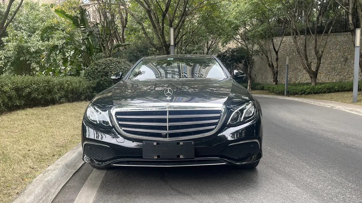 Mercedes-Benz E-Class  из Китая