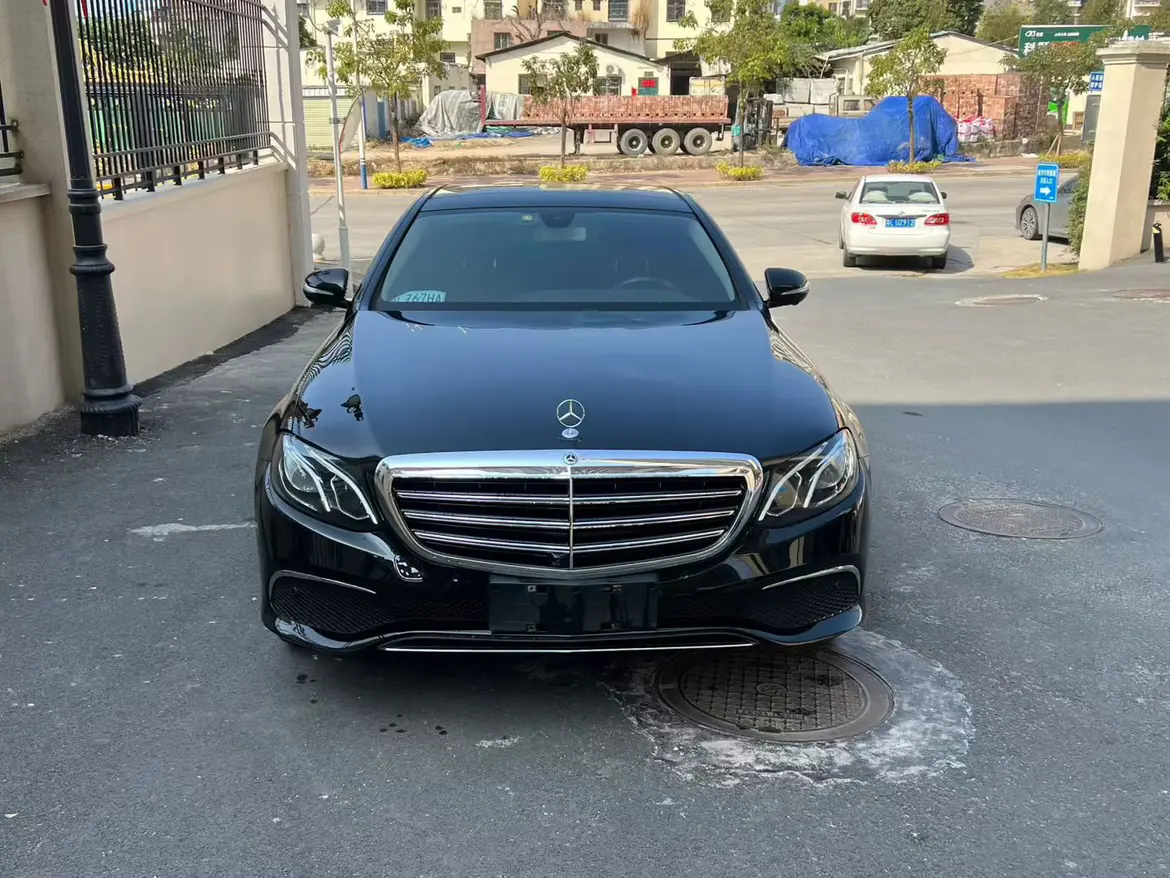 Mercedes-Benz E-Class  из Китая