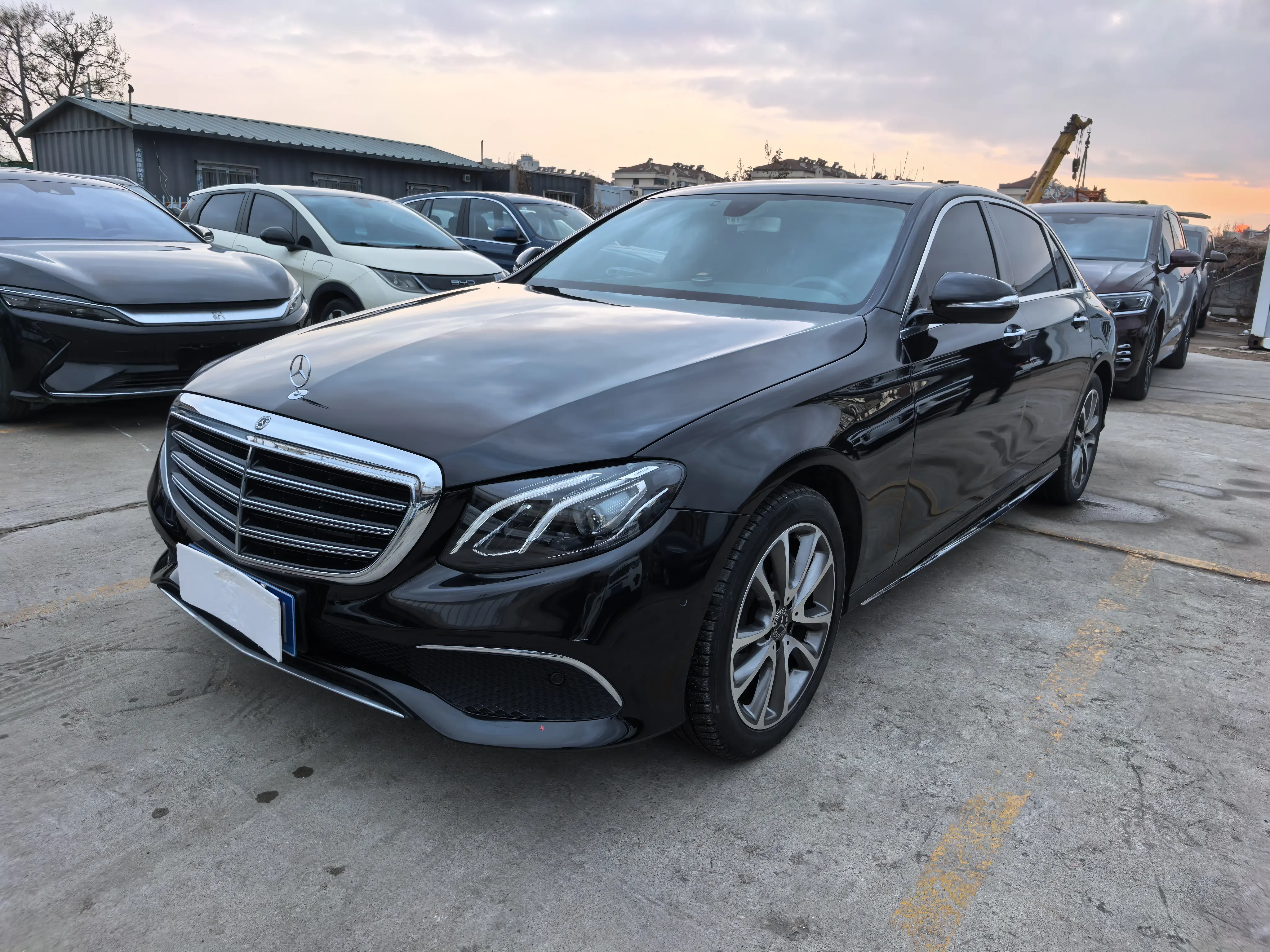 Mercedes-Benz E-Class  из Китая