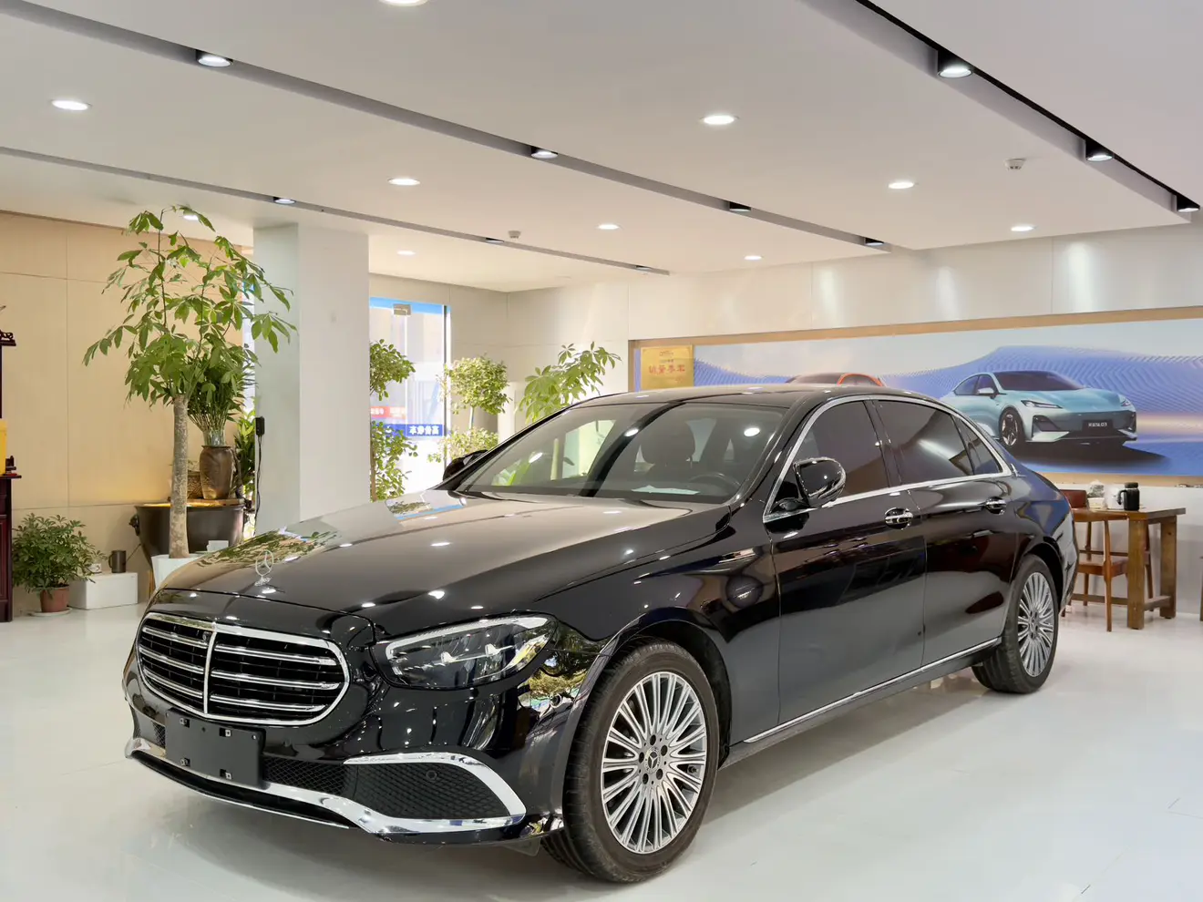 Mercedes-Benz E-Class  из Китая