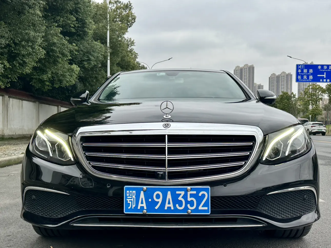 Mercedes-Benz E-Class  из Китая