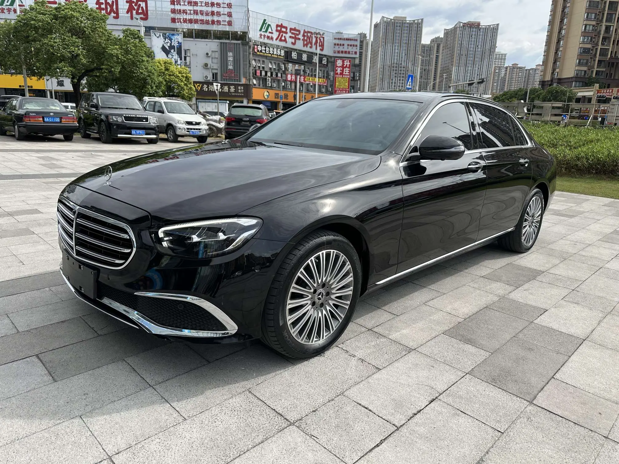 Mercedes-Benz E-Class  из Китая