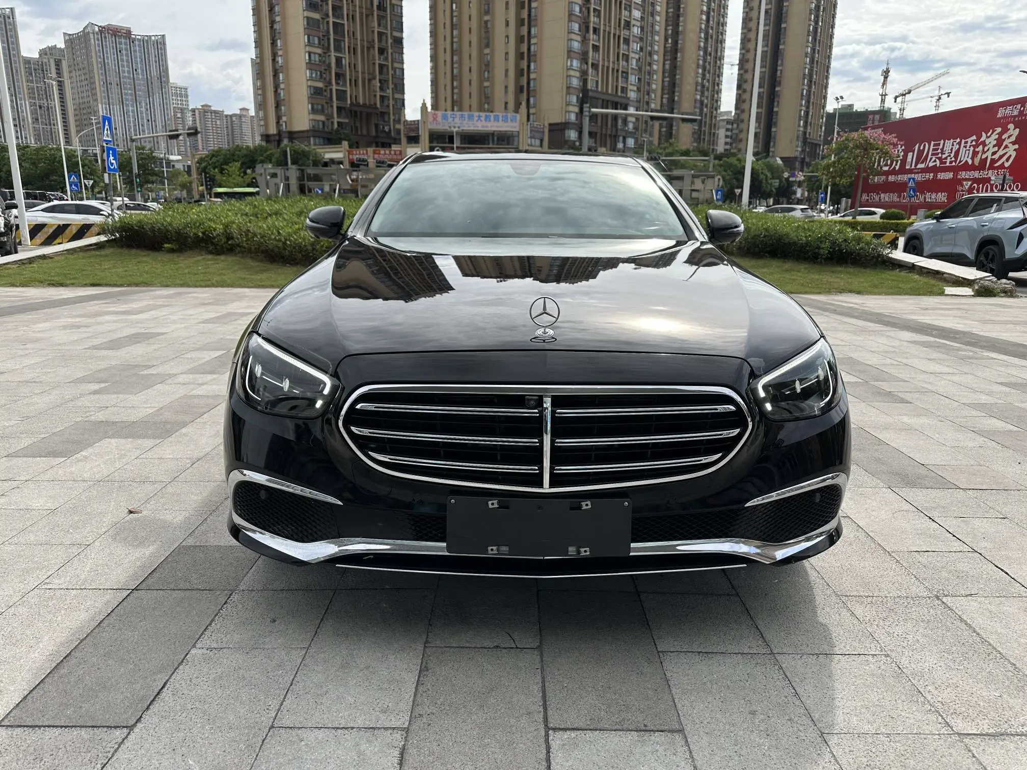 Mercedes-Benz E-Class  из Китая