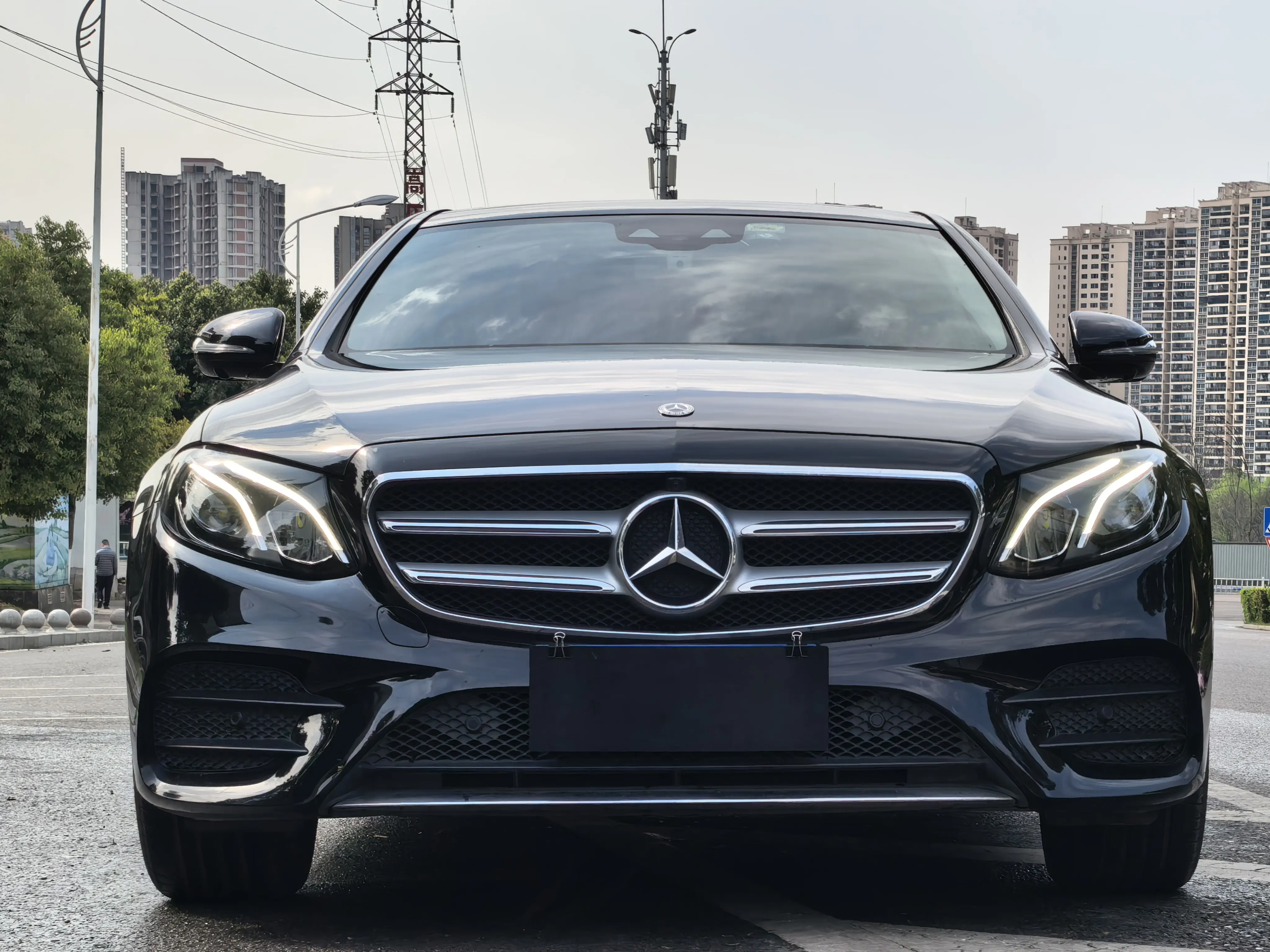 Mercedes-Benz E-Class  из Китая