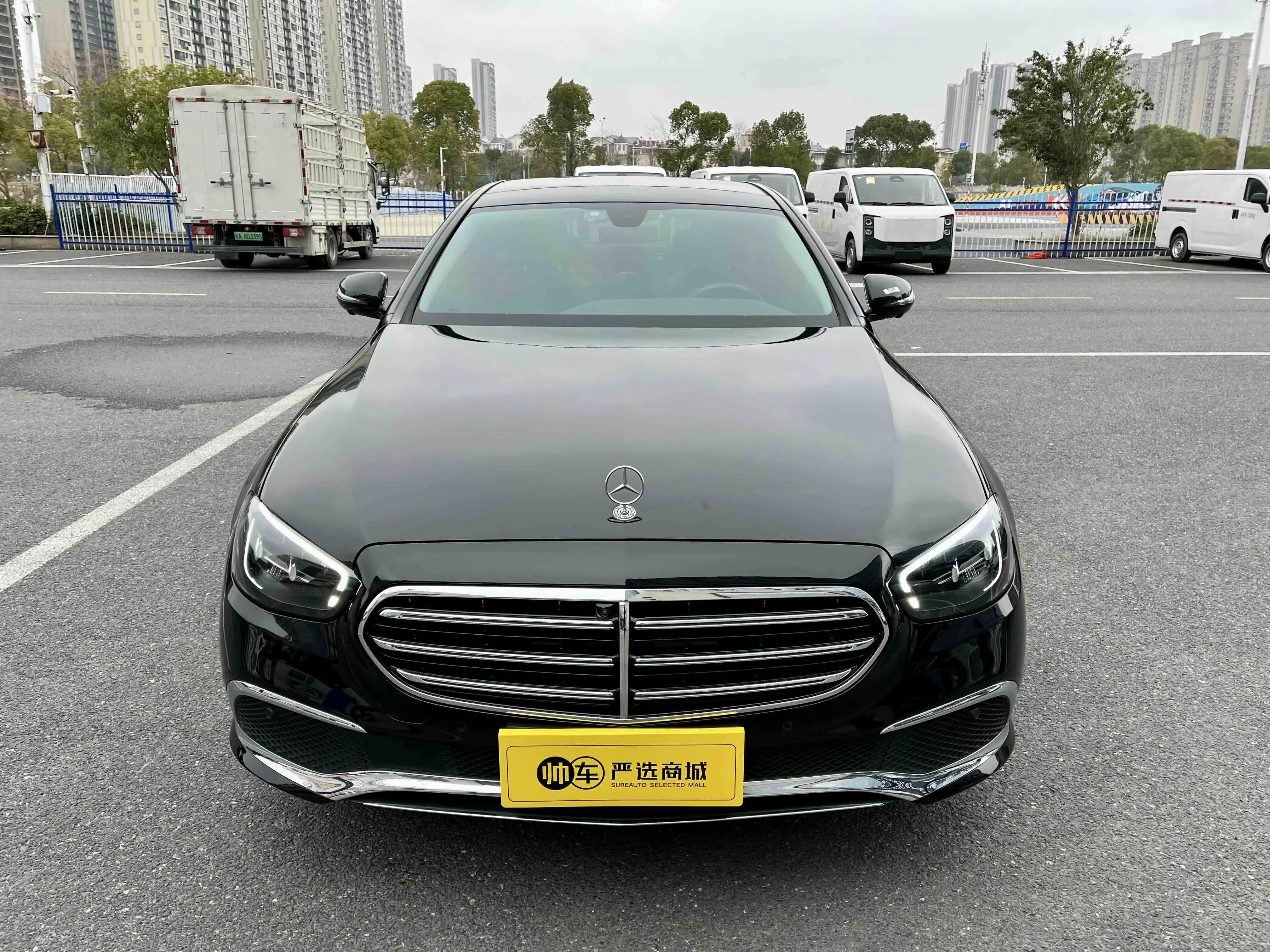 Mercedes-Benz E-Class  из Китая