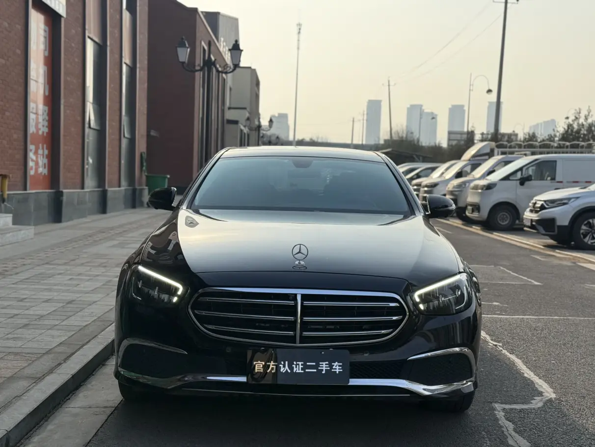Mercedes-Benz E-Class  из Китая