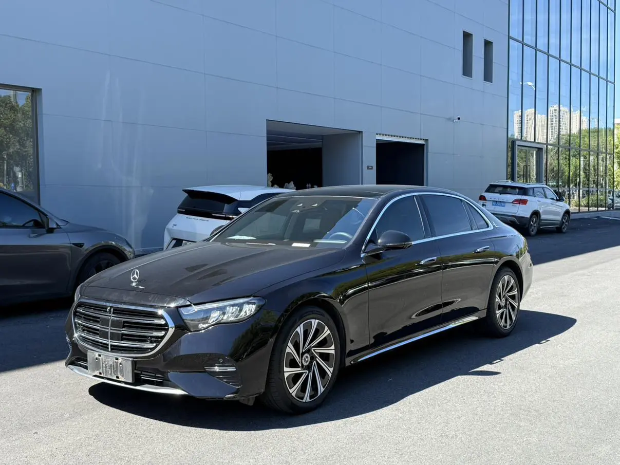 Mercedes-Benz E-Class  из Китая