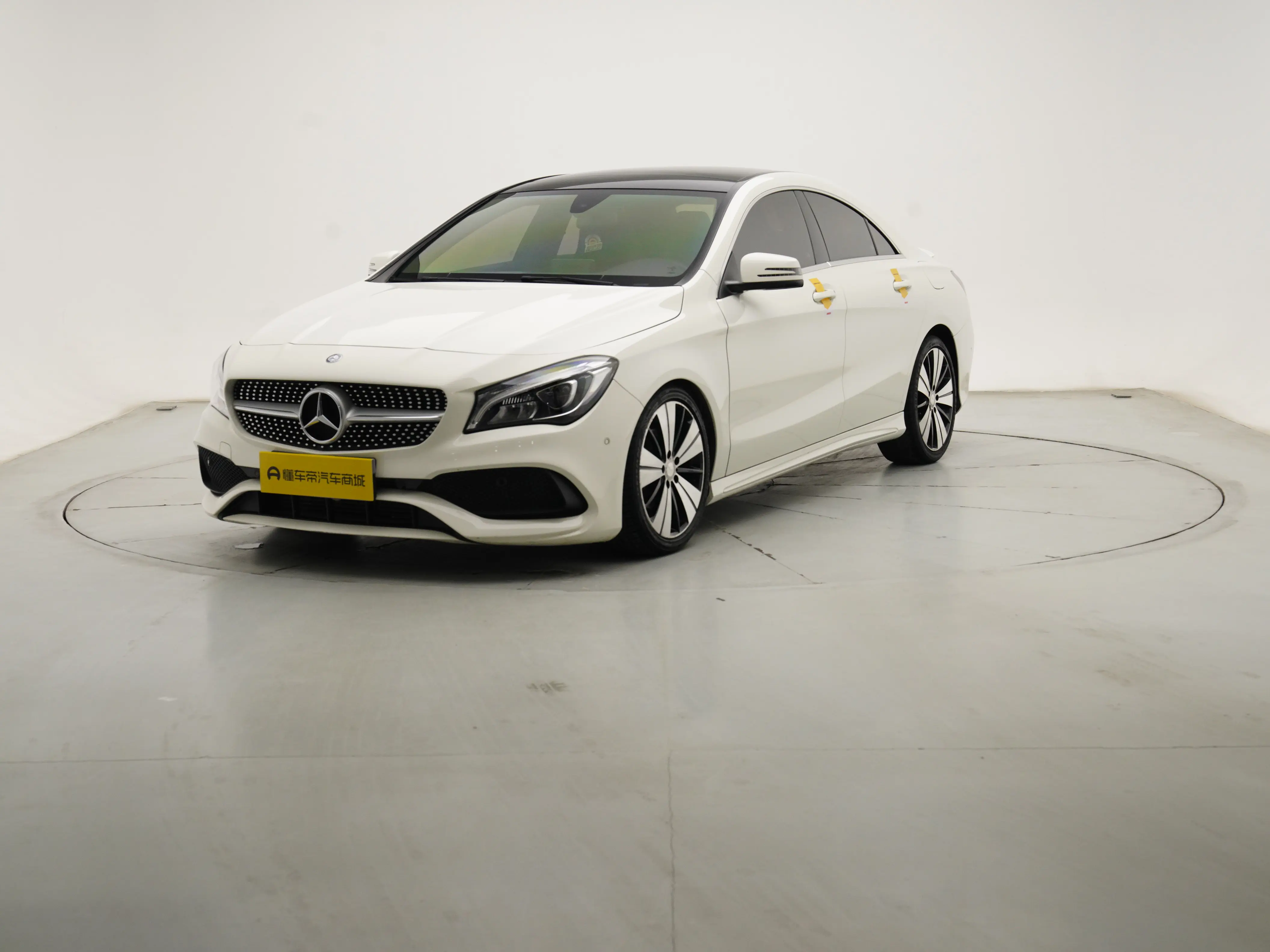 Mercedes-Benz CLA (Imported)  из Китая