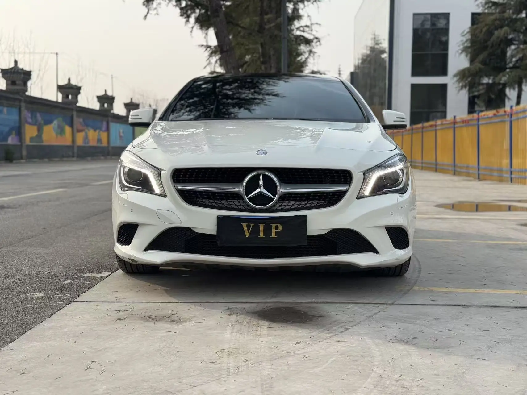Mercedes-Benz CLA (Imported)  из Китая