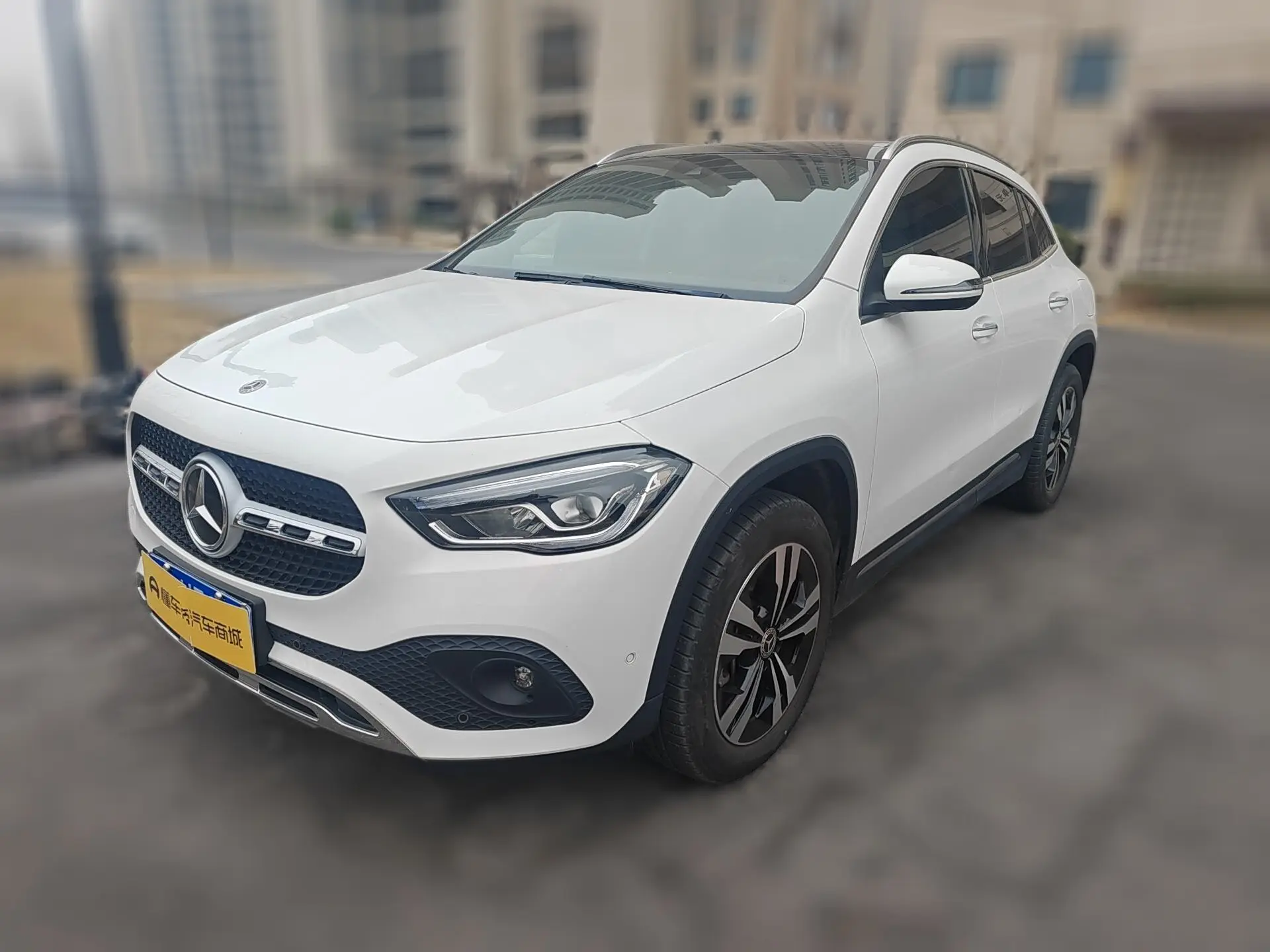 Mercedes-Benz GLA  из Китая