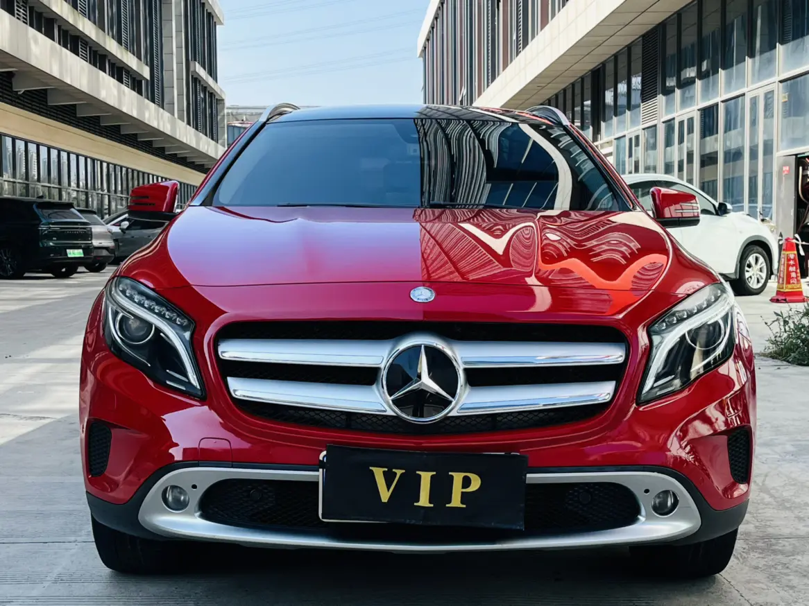Mercedes-Benz GLA  из Китая