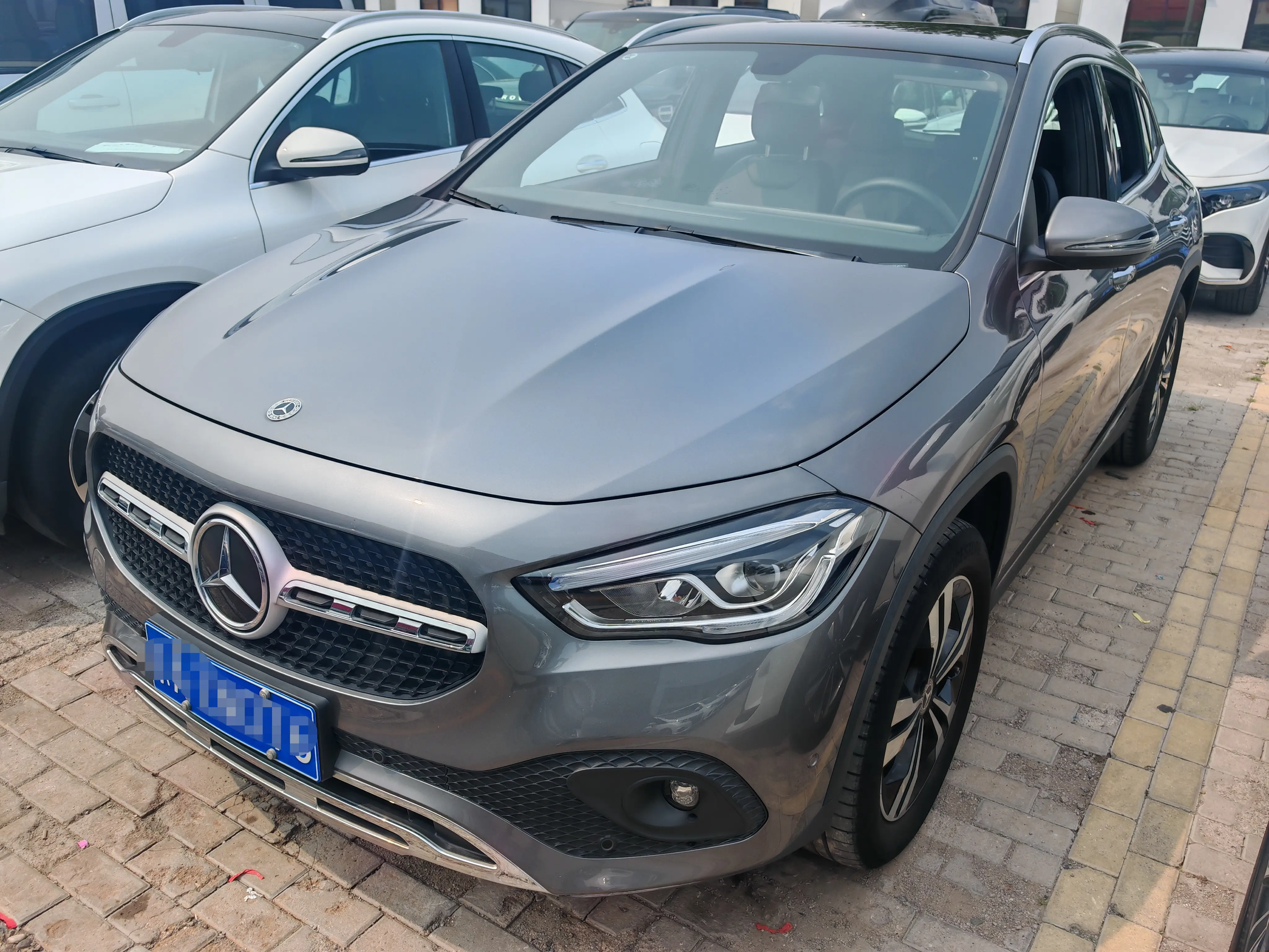 Mercedes-Benz GLA  из Китая