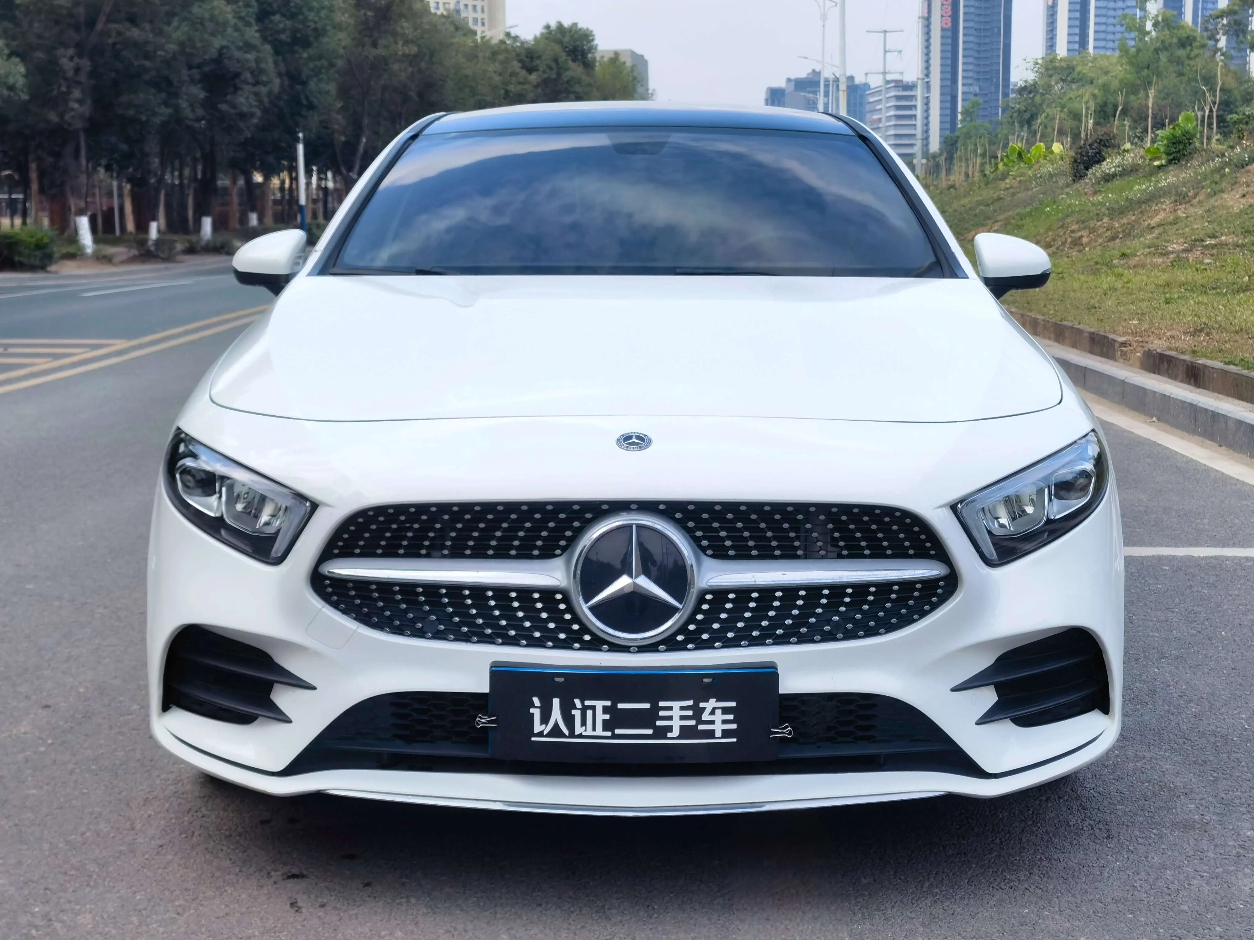 Mercedes-Benz Mercedes Benz A Class  из Китая