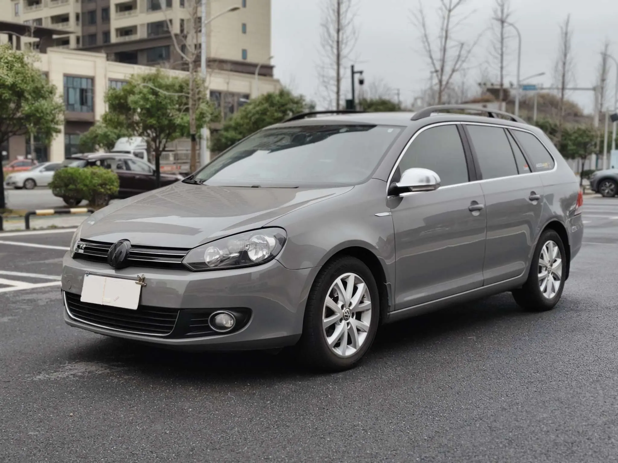 Volkswagen Golf  из Китая