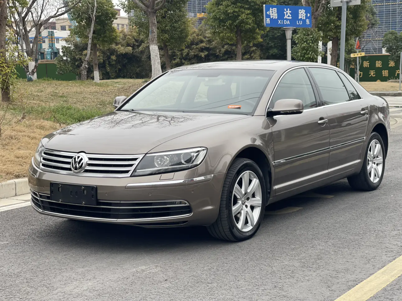 Volkswagen Phaeton / Phideon  из Китая