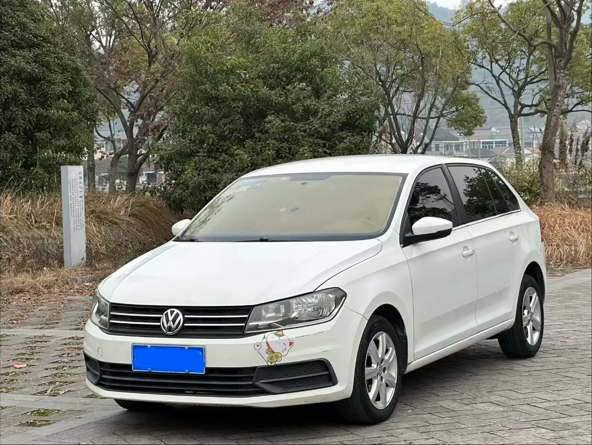 Volkswagen Santana  из Китая