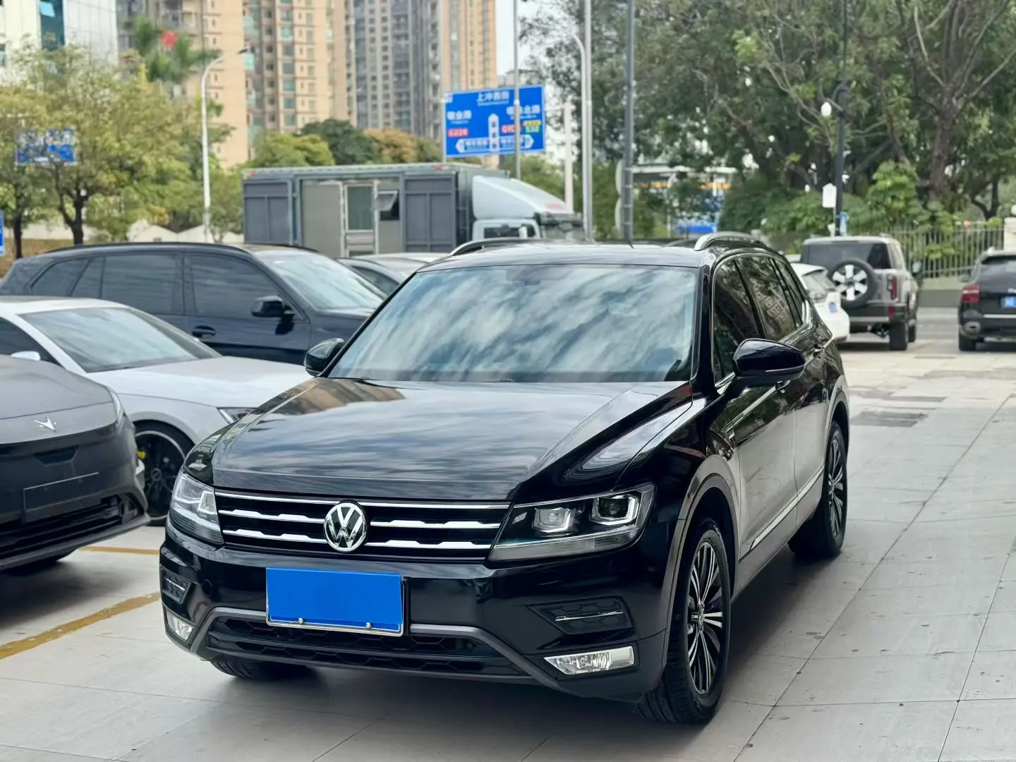 Volkswagen Tiguan L  из Китая