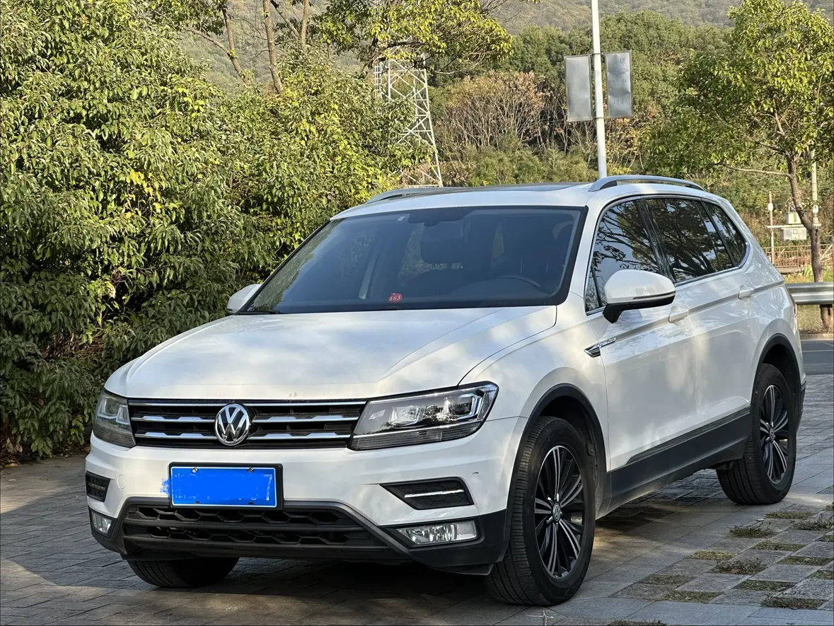 Volkswagen Tiguan L  из Китая
