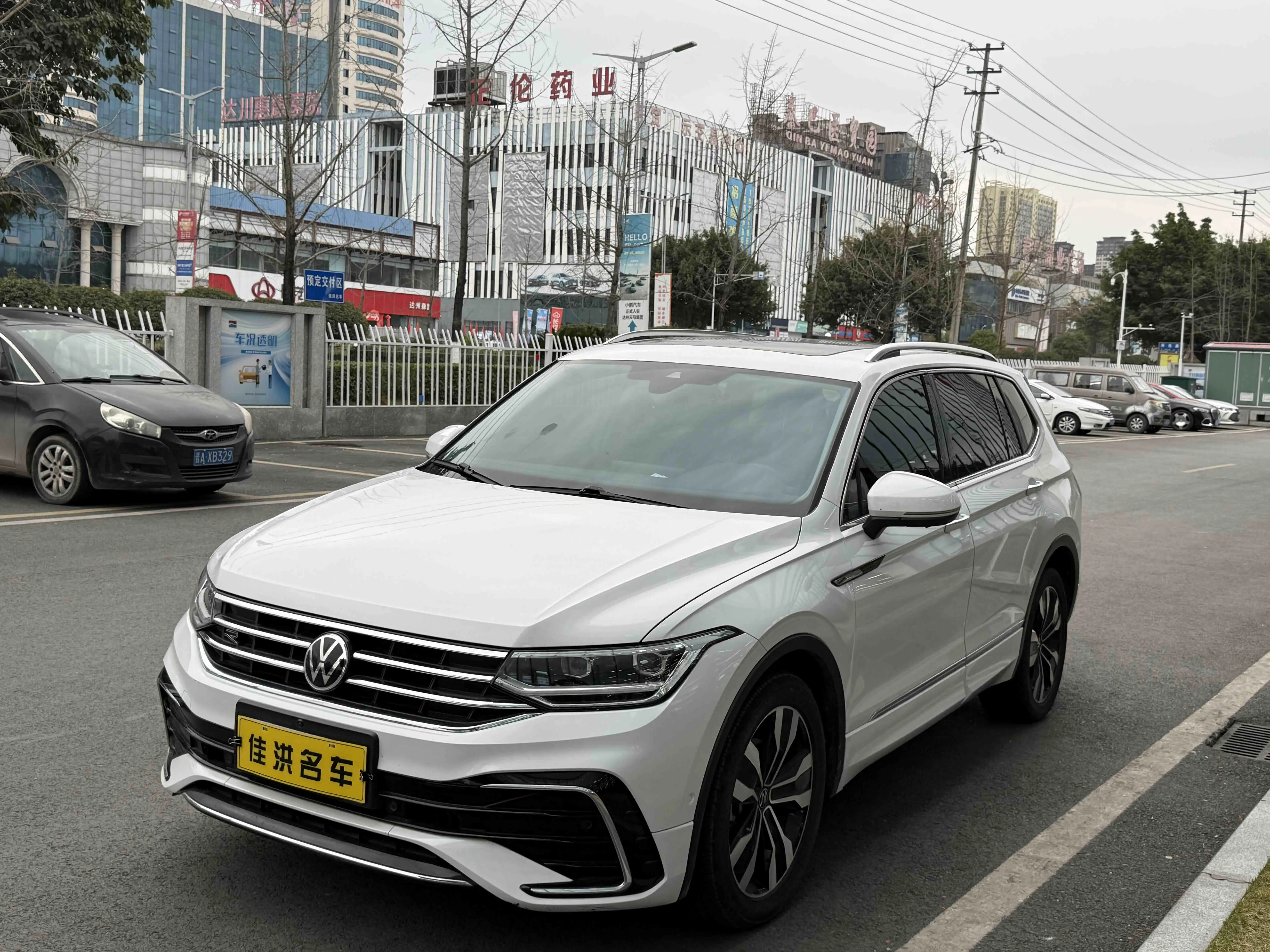 Volkswagen Tiguan L  из Китая