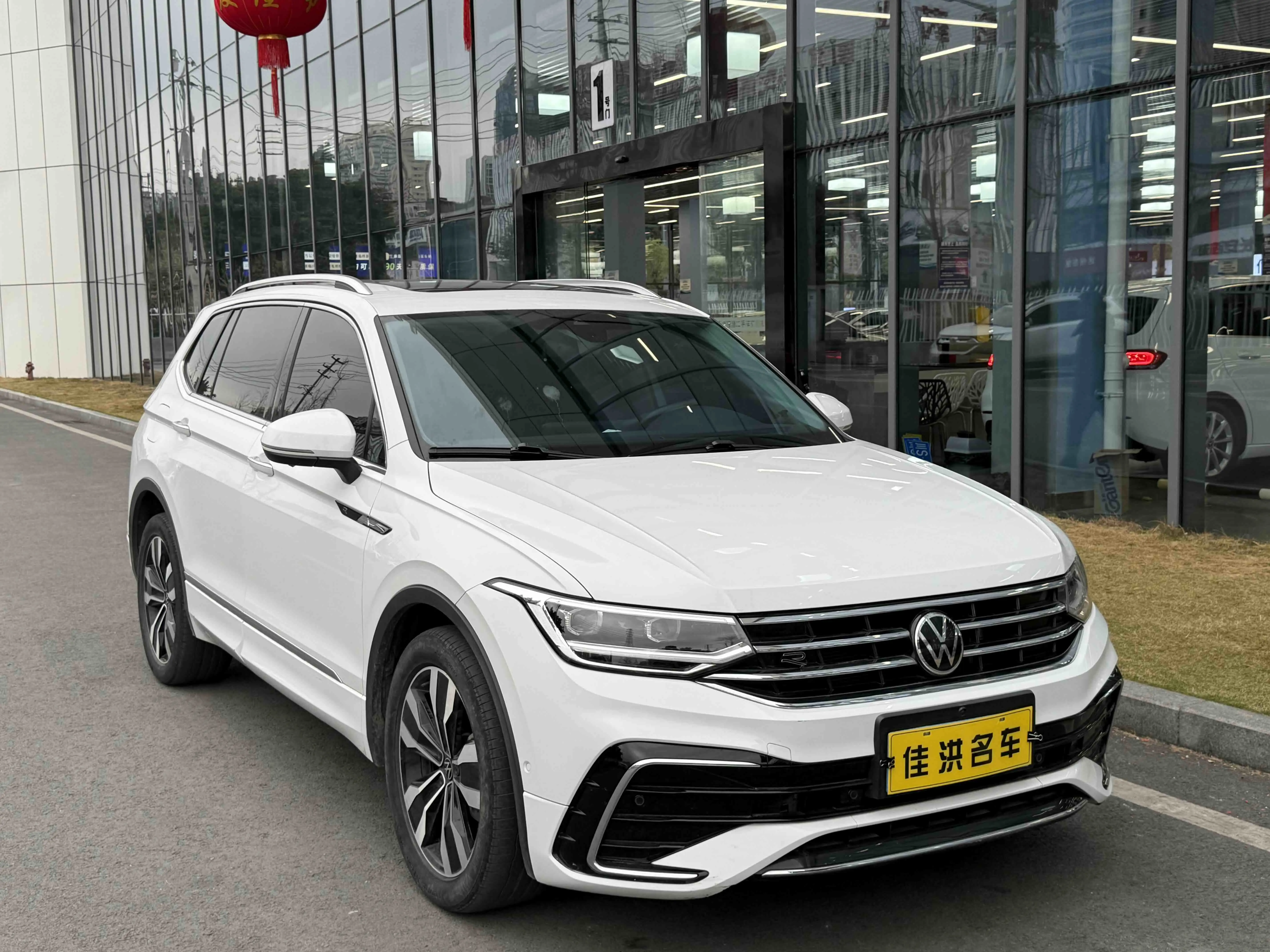 Volkswagen Tiguan L  из Китая