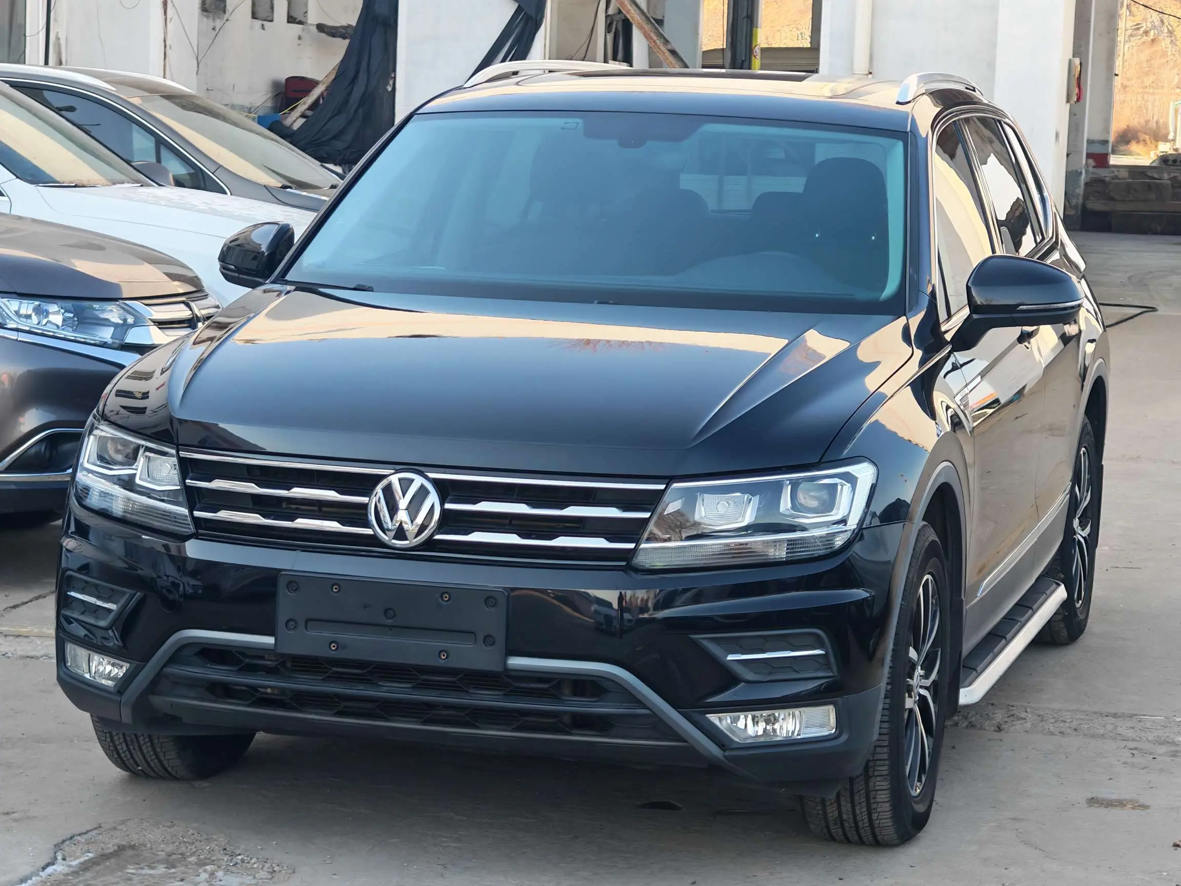 Volkswagen Tiguan L  из Китая