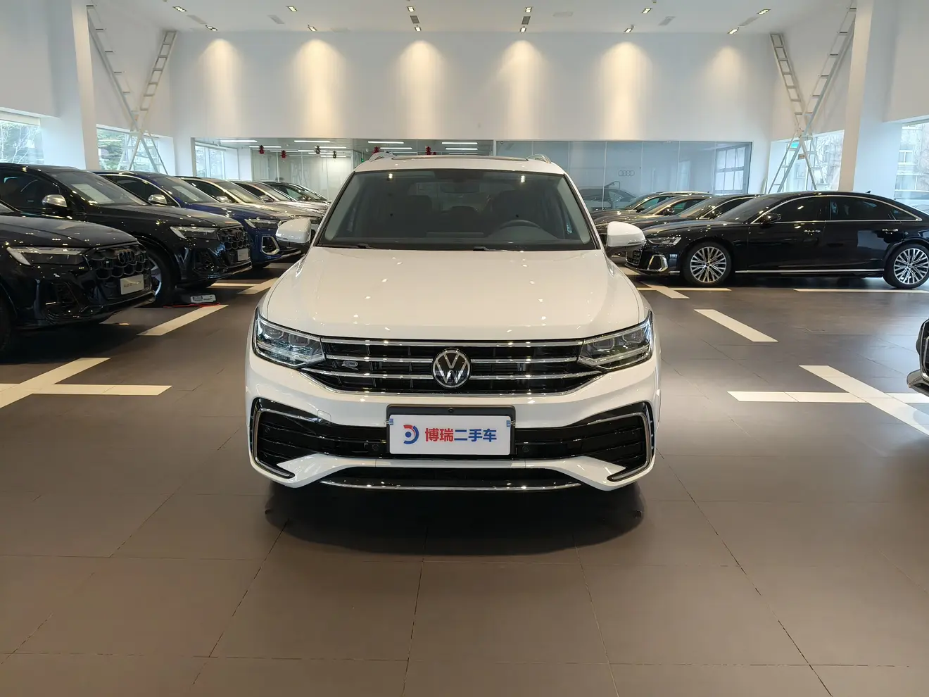 Volkswagen Tiguan L  из Китая