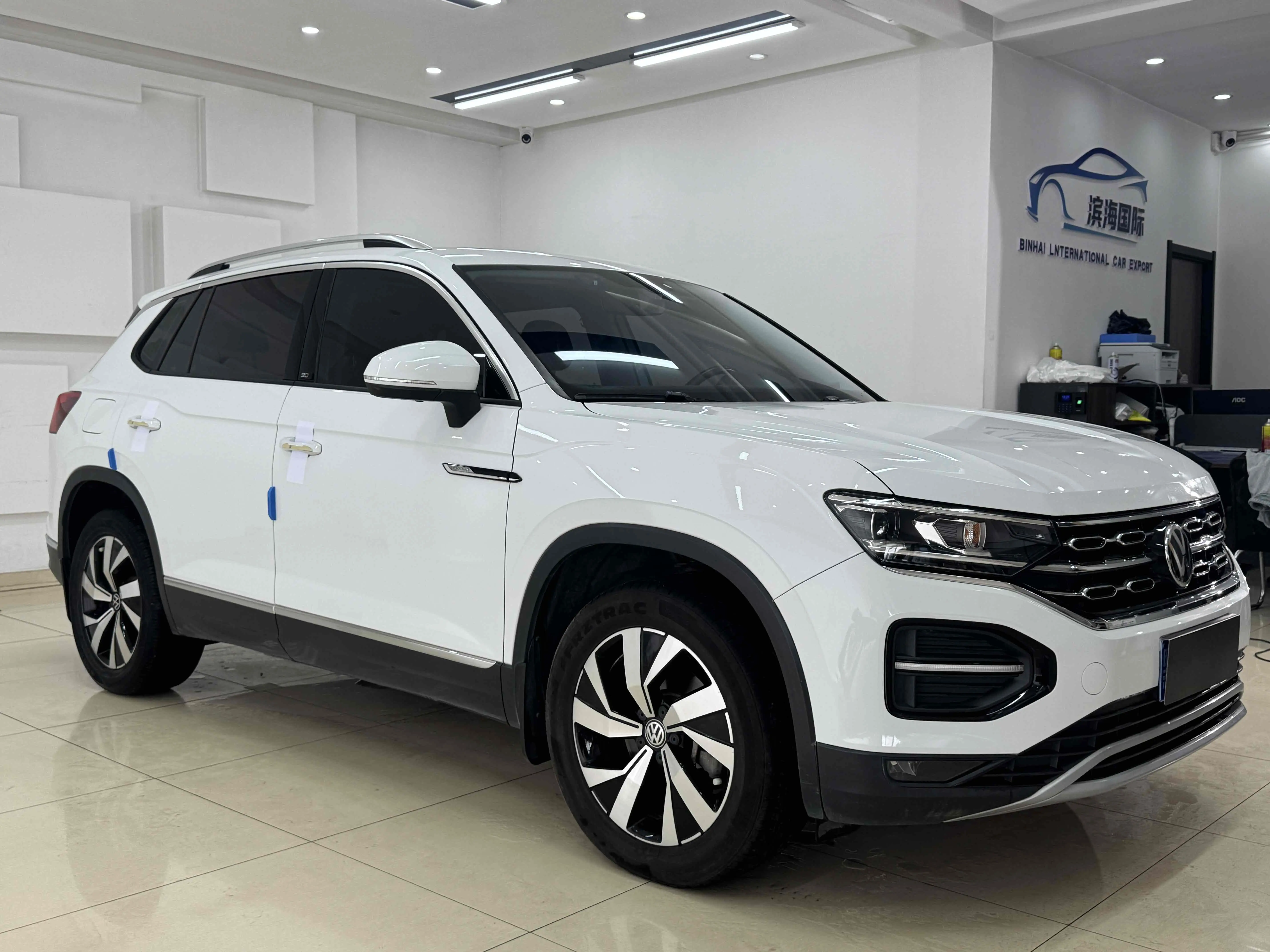 Volkswagen Tayron  из Китая