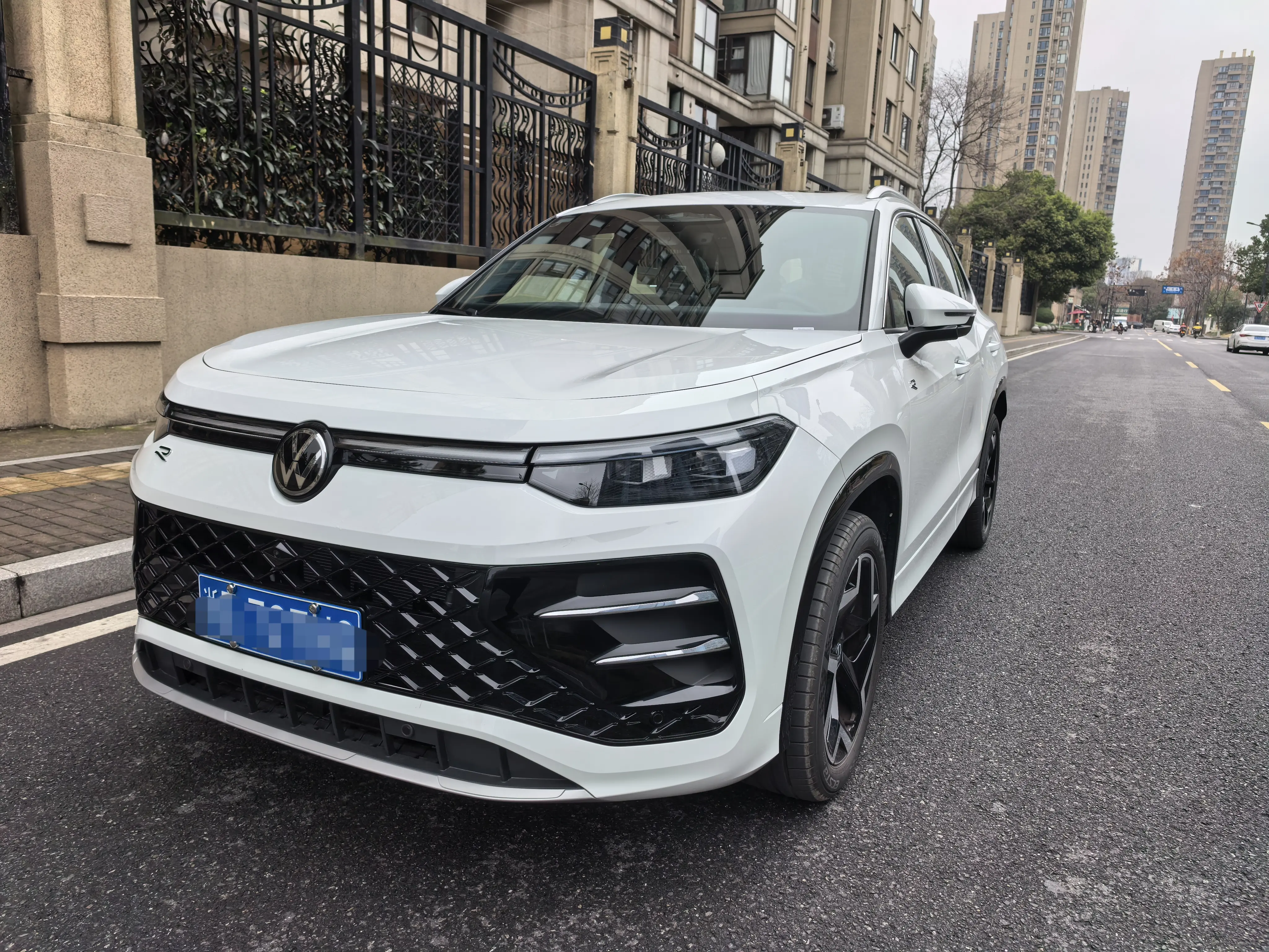 Volkswagen Tayron  из Китая