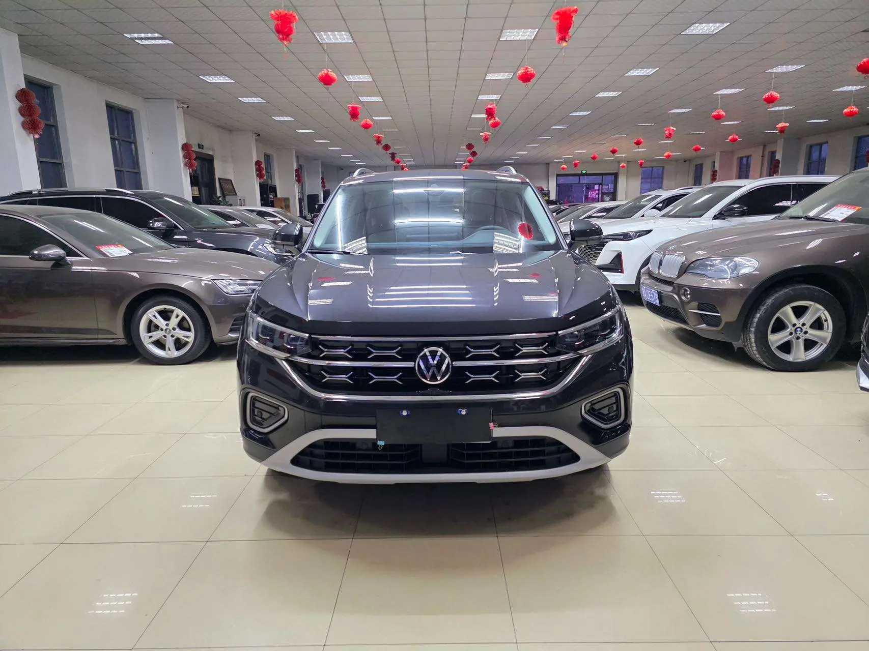 Volkswagen Tayron  из Китая