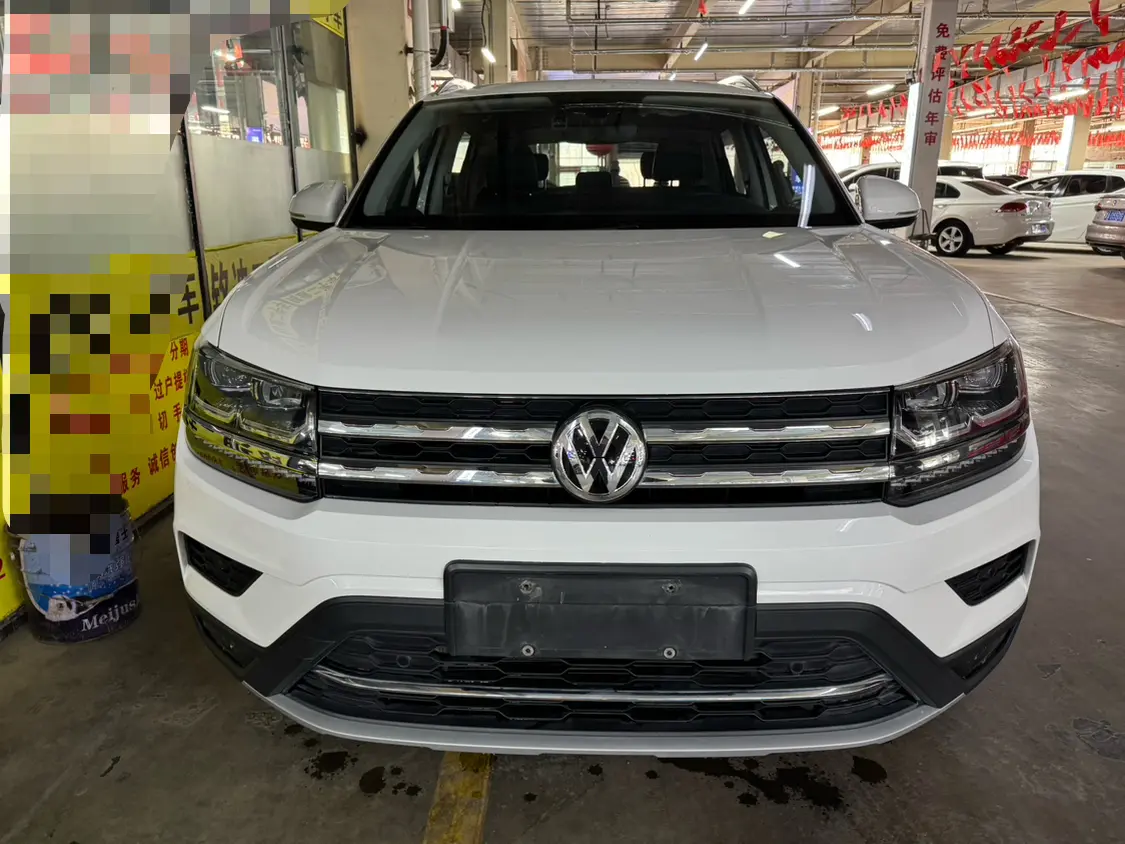 Volkswagen Tharu  из Китая