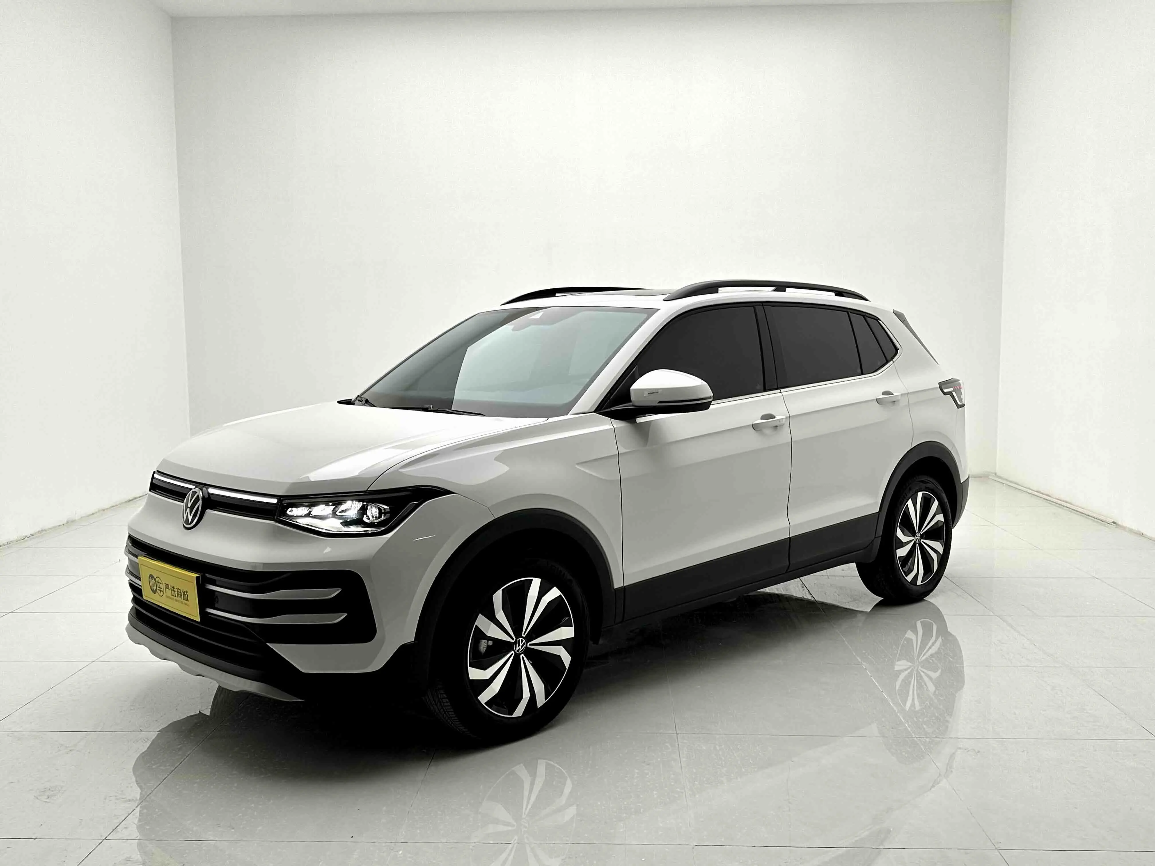 Volkswagen Tharu  из Китая