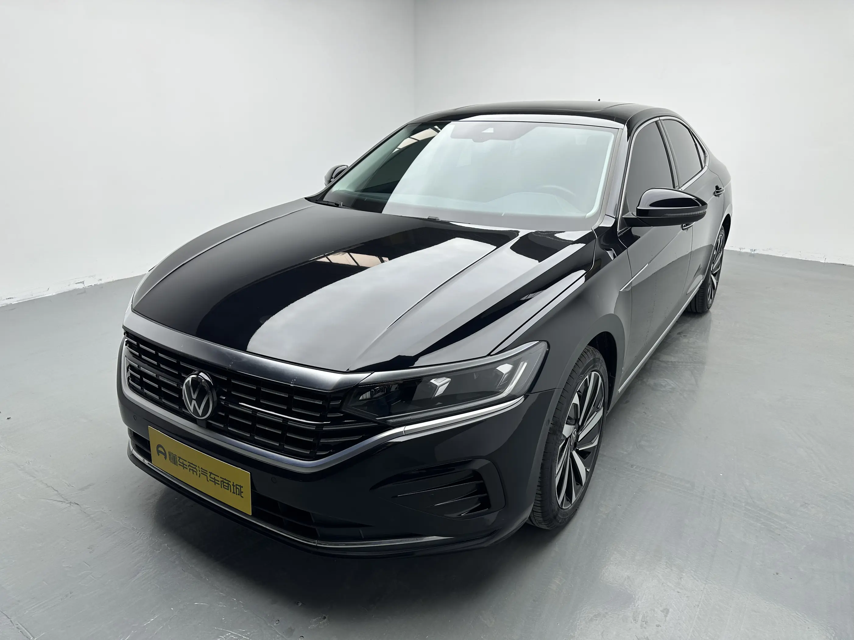 Volkswagen Passat  из Китая