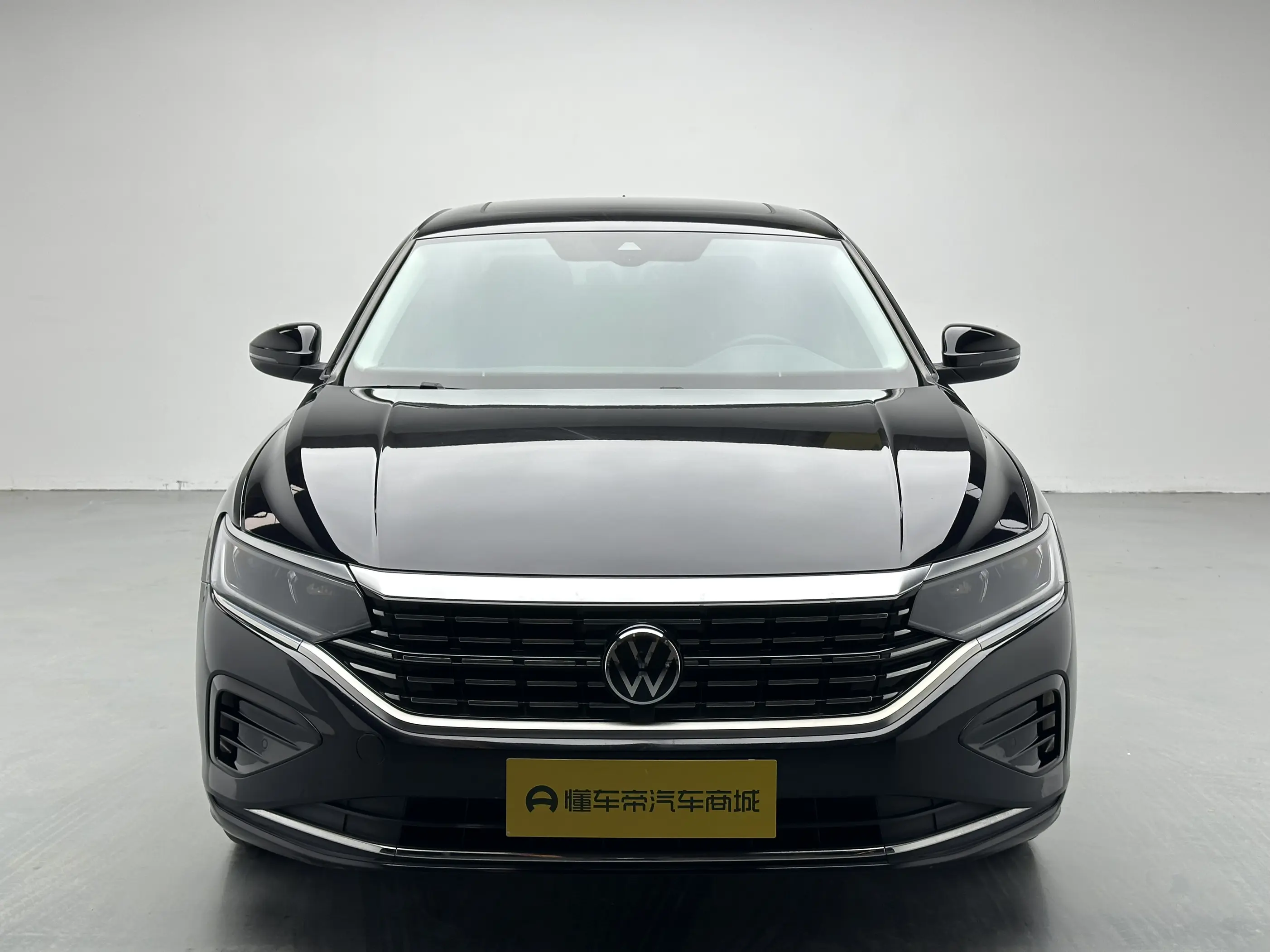 Volkswagen Passat  из Китая