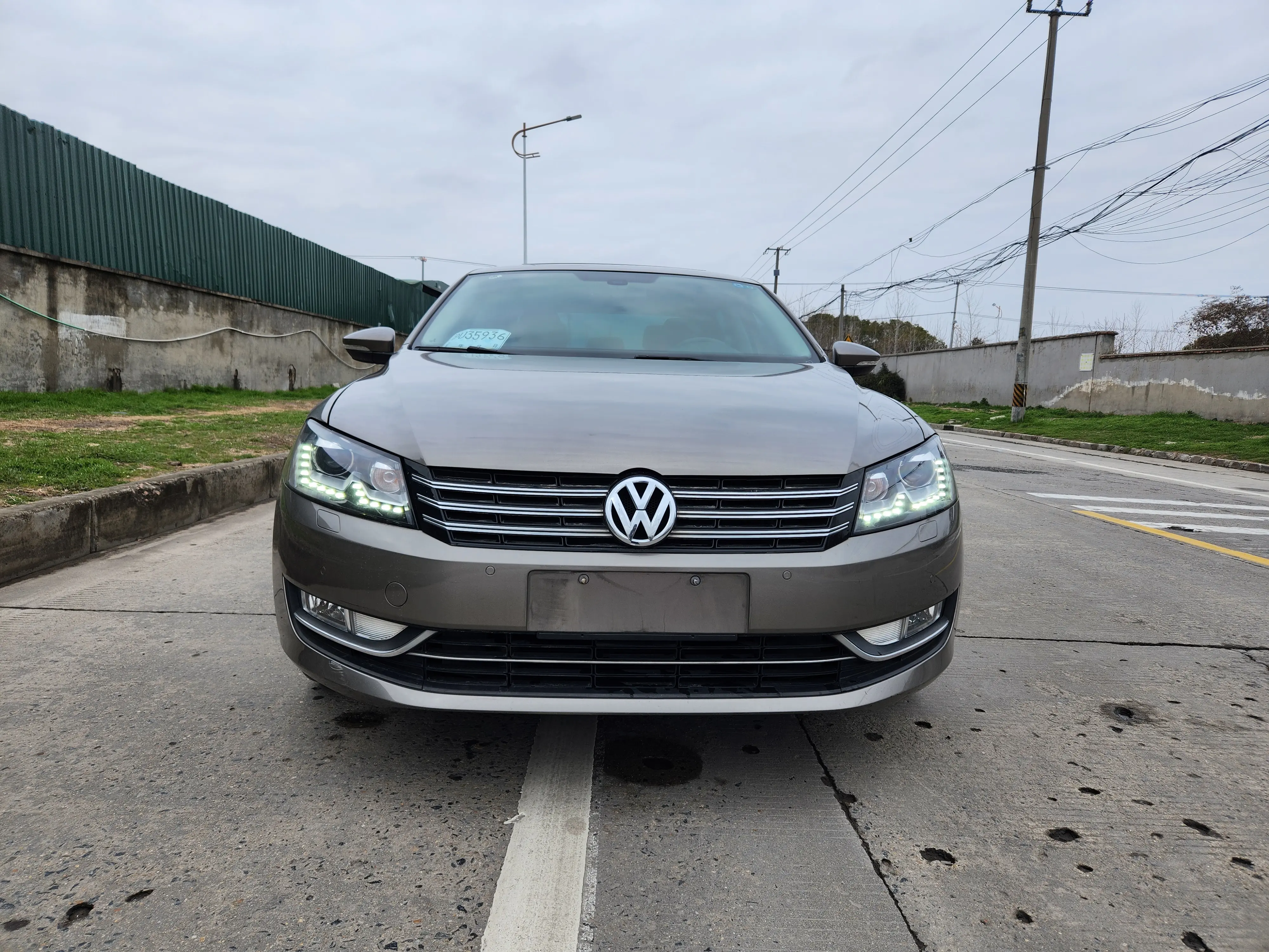 Volkswagen Passat  из Китая