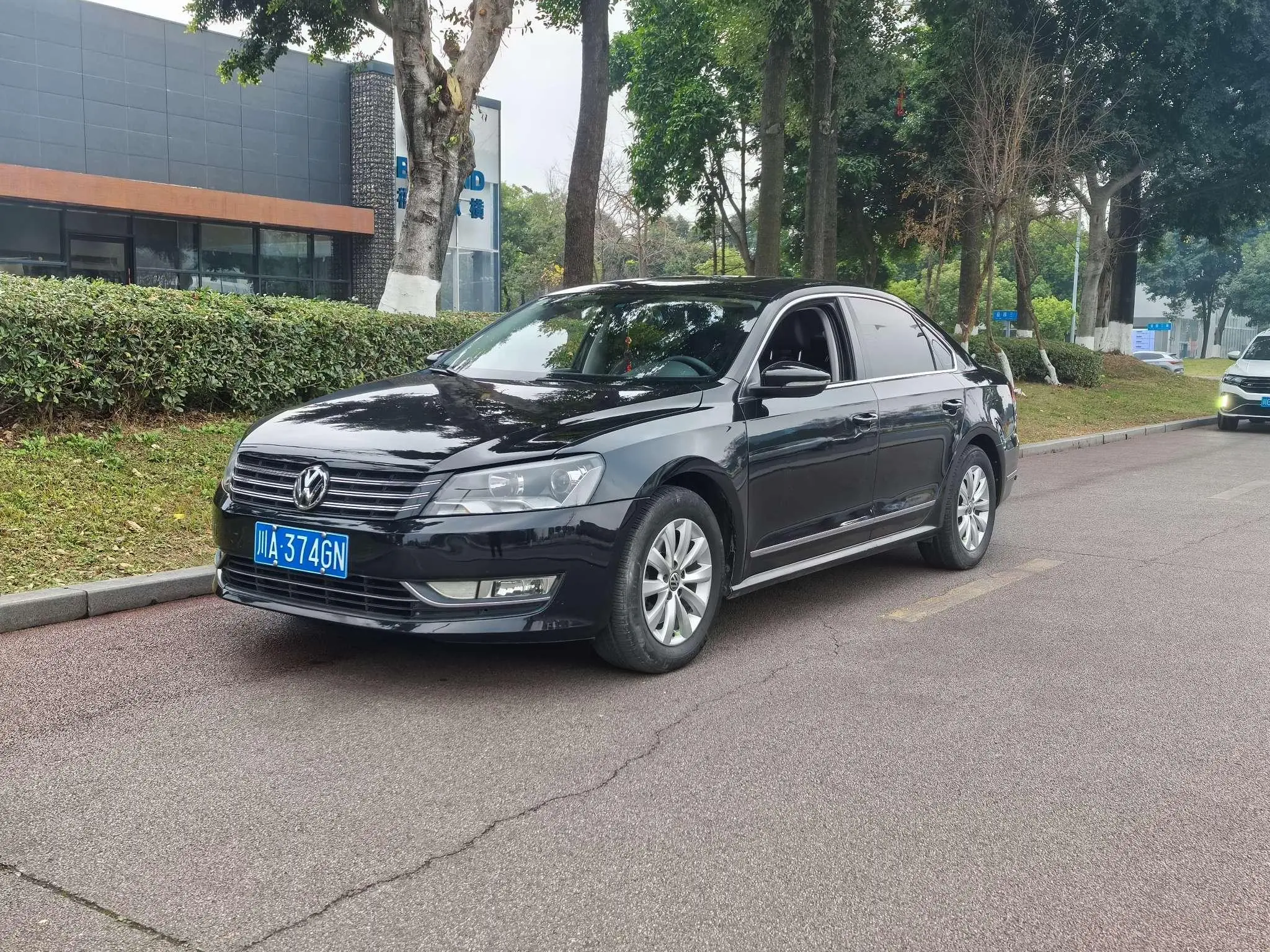 Volkswagen Passat  из Китая