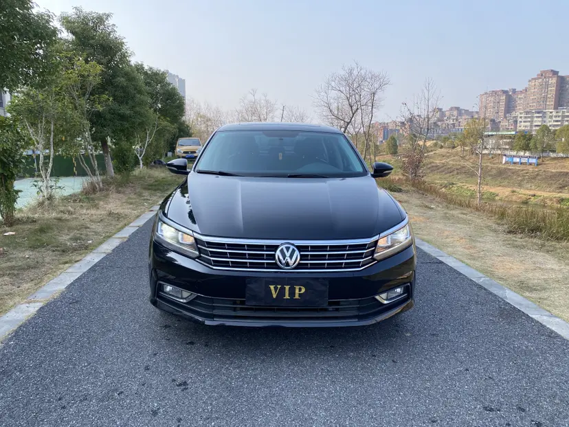 Volkswagen Passat  из Китая